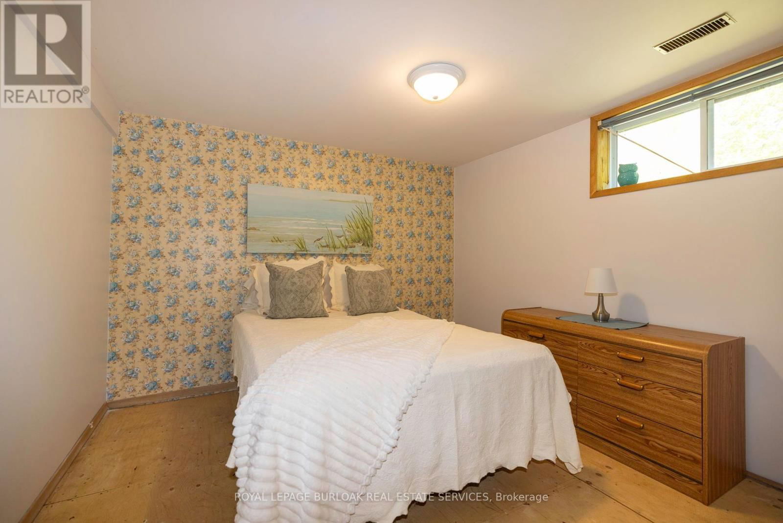 37 DOCKSIDE DRIVE Image 22