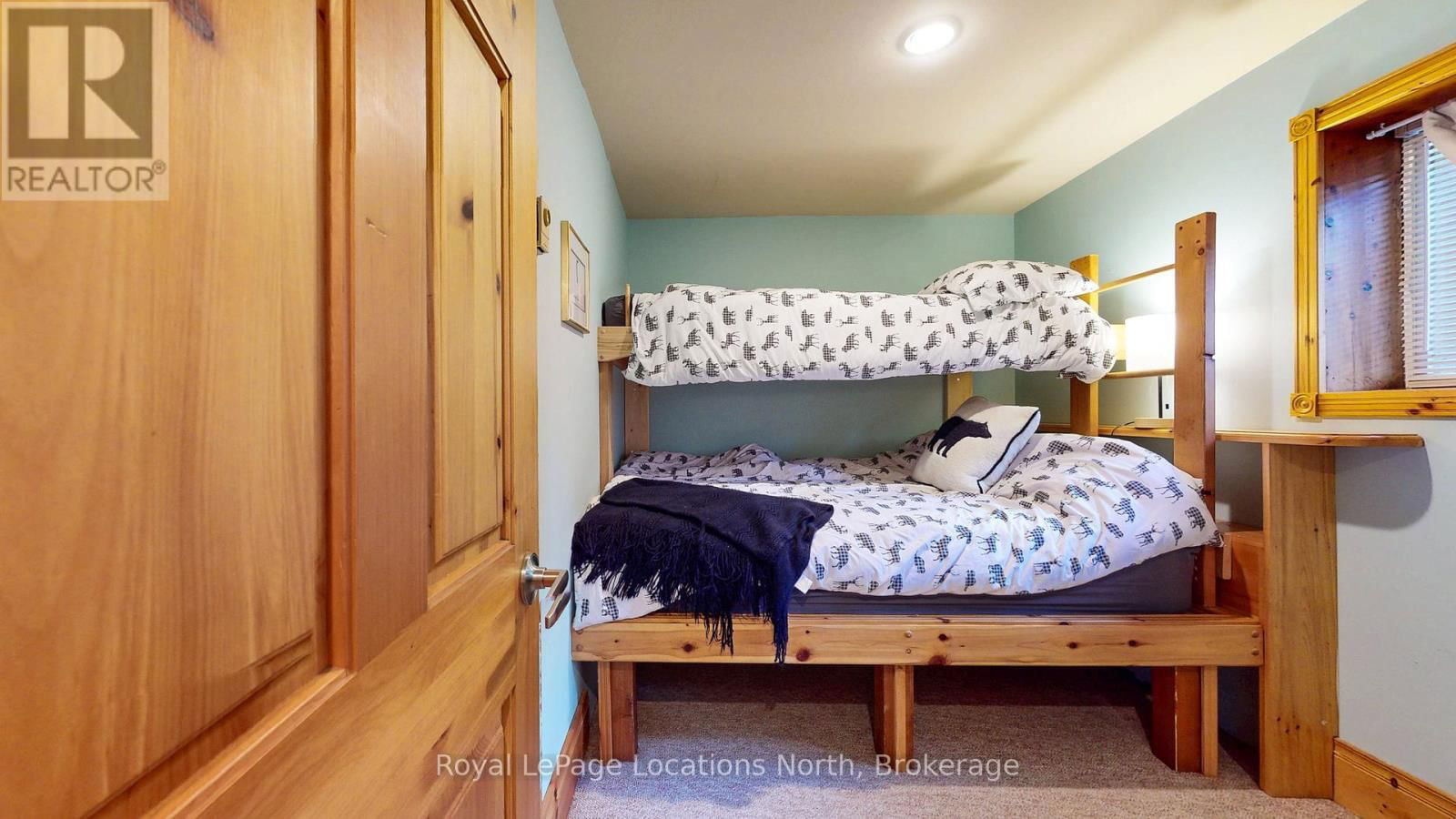 118 CAMPBELL CRESCENT Image 12