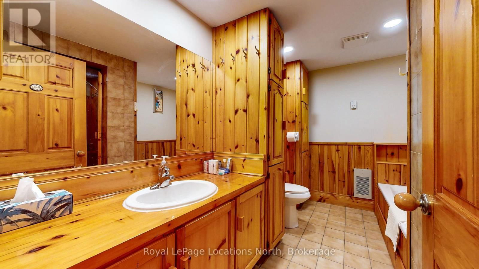 118 CAMPBELL CRESCENT Image 17