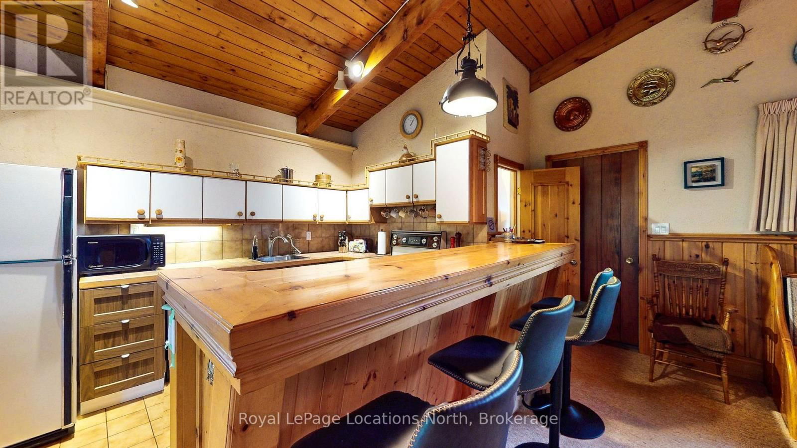 118 CAMPBELL CRESCENT Image 32