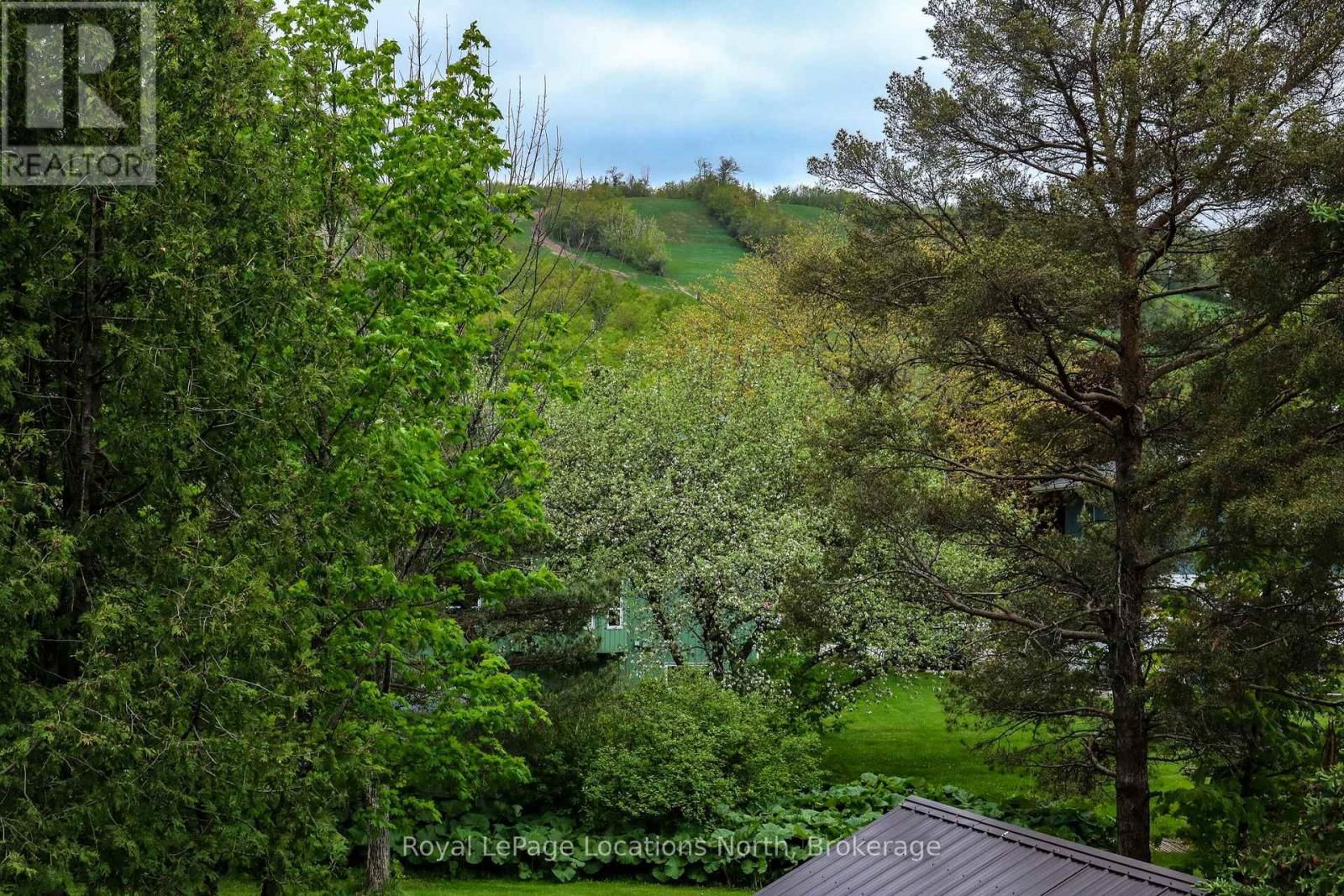 118 CAMPBELL CRESCENT Image 35