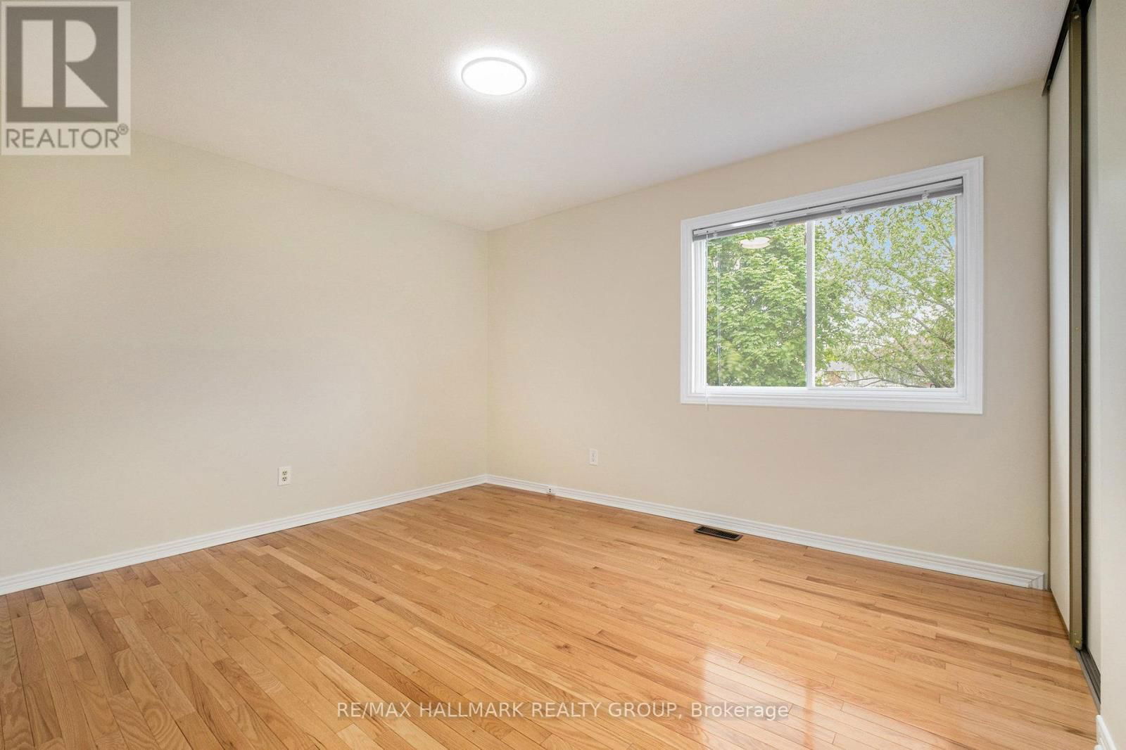 16 FILION CRESCENT Image 22