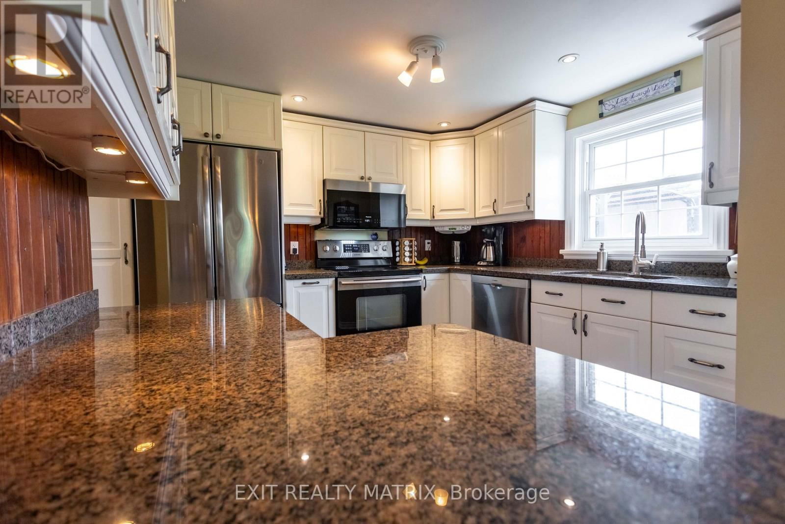 1467 WADE ROAD Image 16