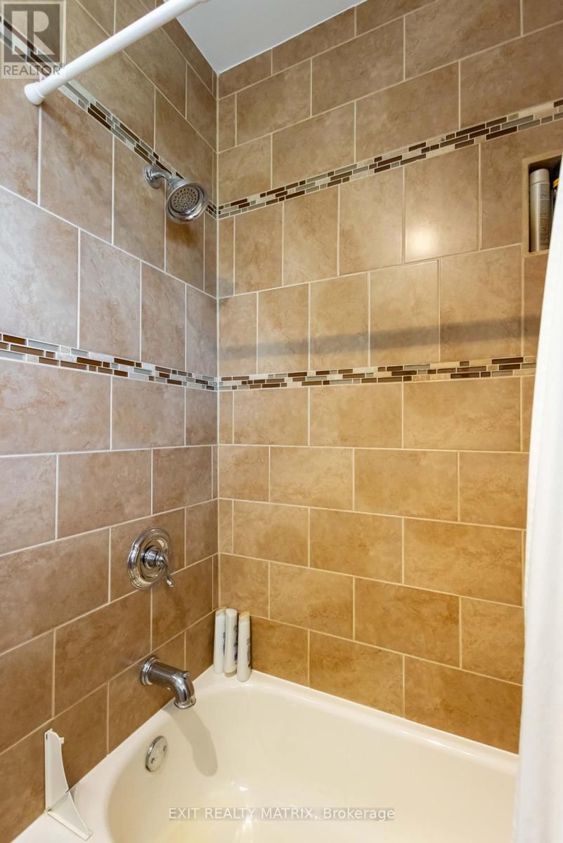 1467 WADE ROAD Image 29