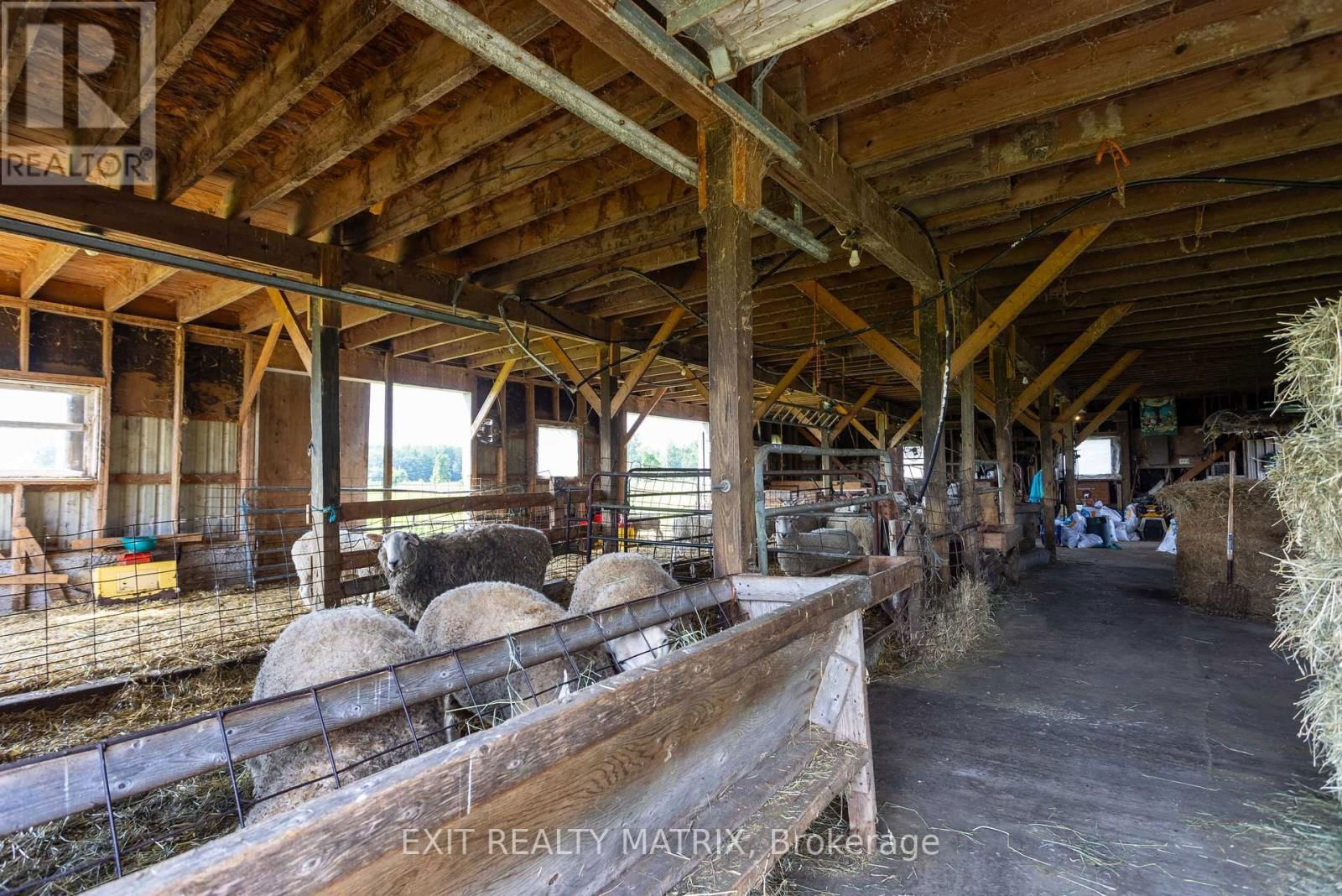 1467 WADE ROAD Image 42