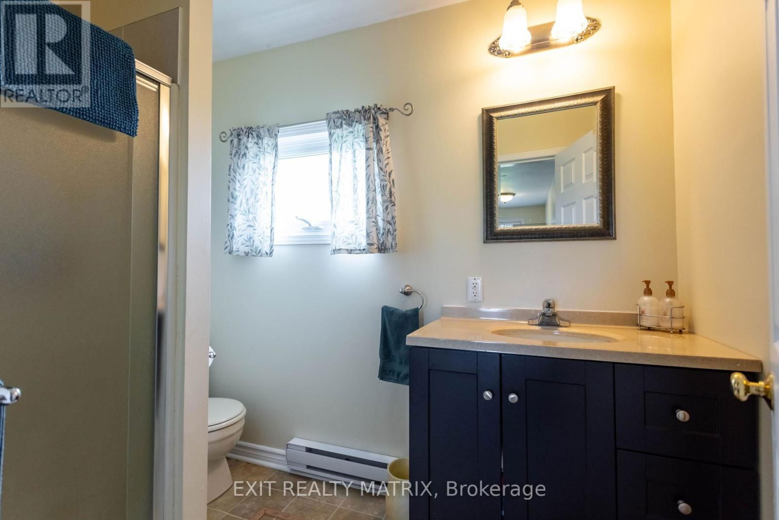 1467 WADE ROAD Image 9