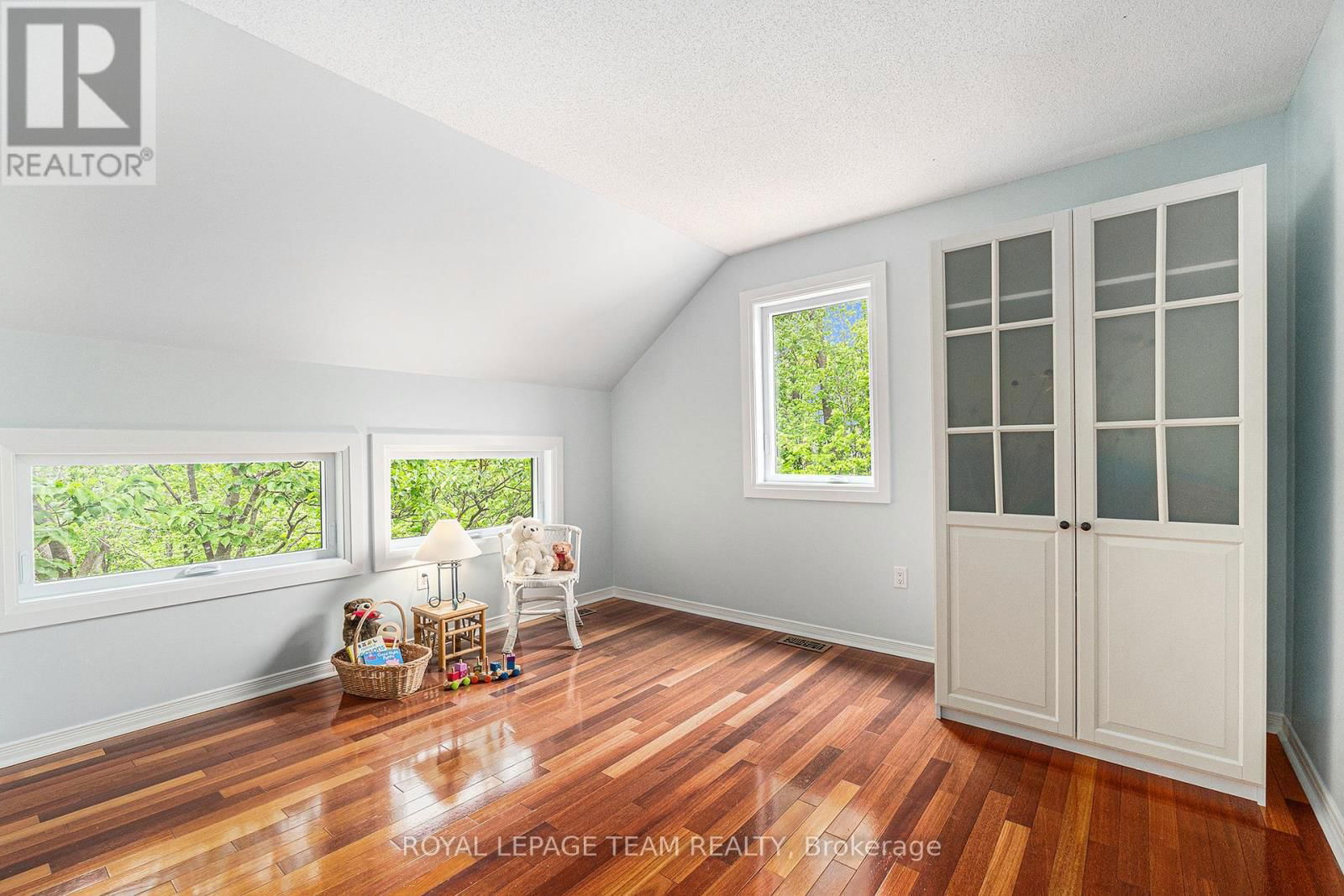 2259 FITZROY STREET Image 22