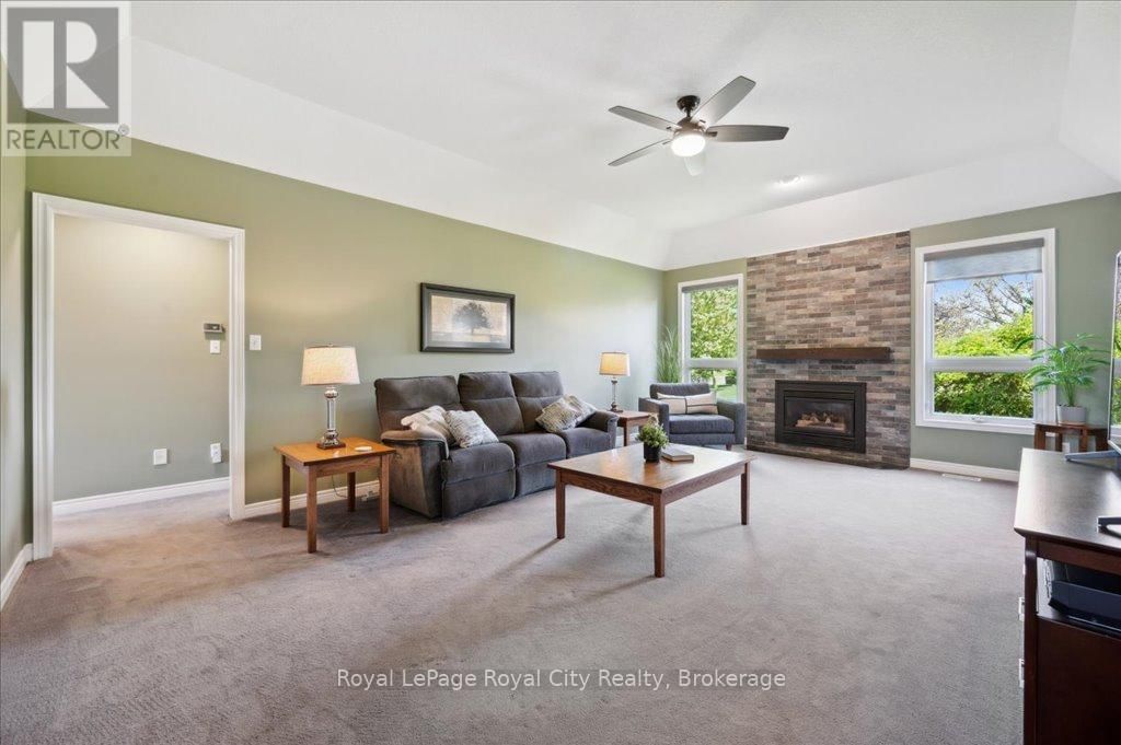17 ST BONIFACE DRIVE Image 13