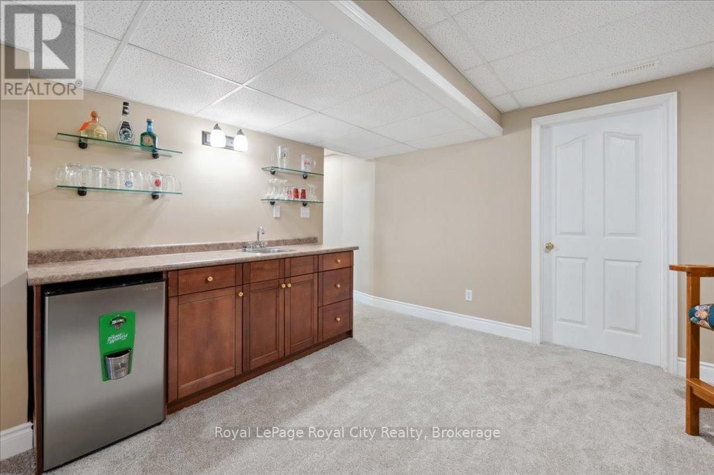 17 ST BONIFACE DRIVE Image 29