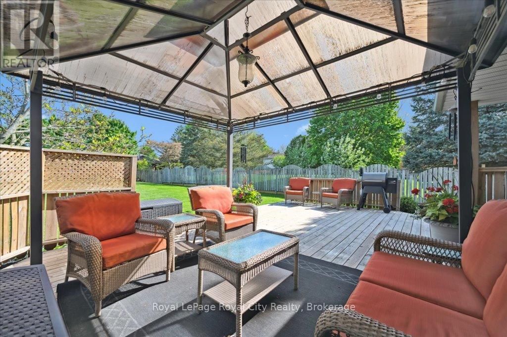 17 ST BONIFACE DRIVE Image 36