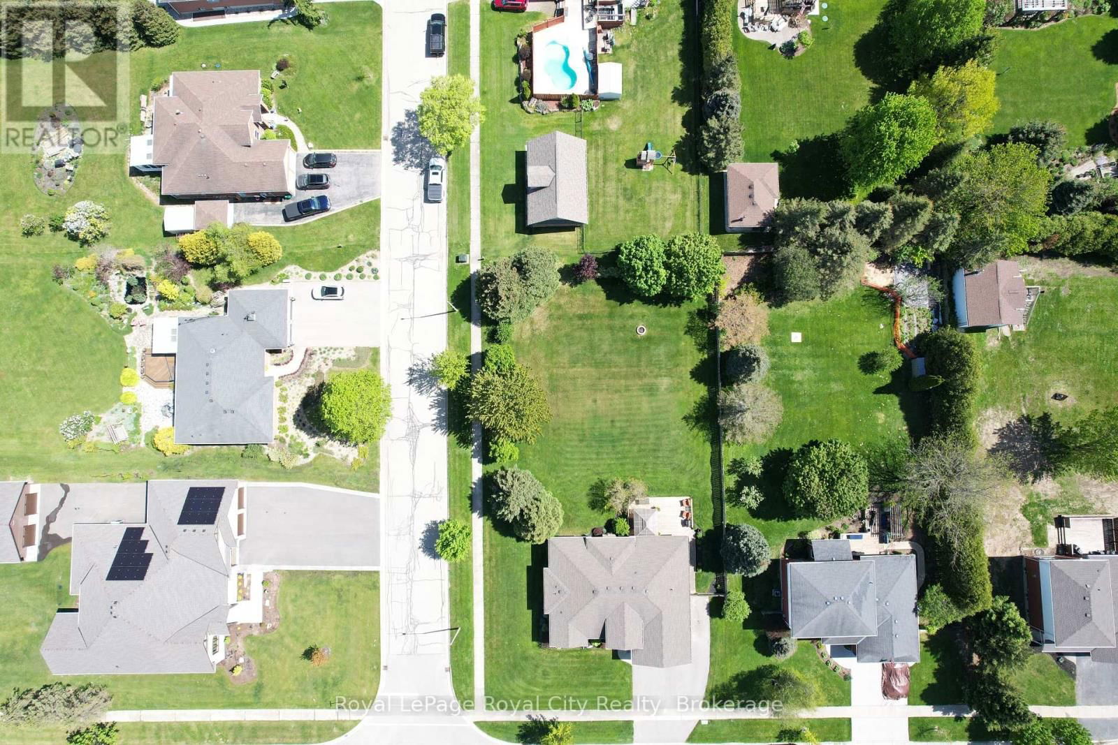 17 ST BONIFACE DRIVE Image 43