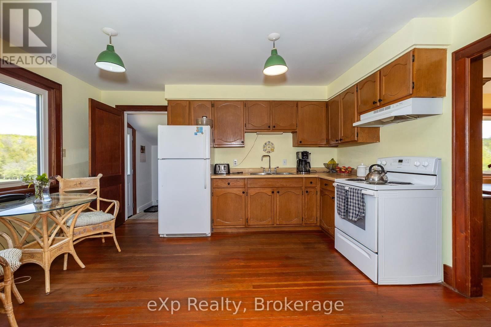 58111 12TH LINE Image 15