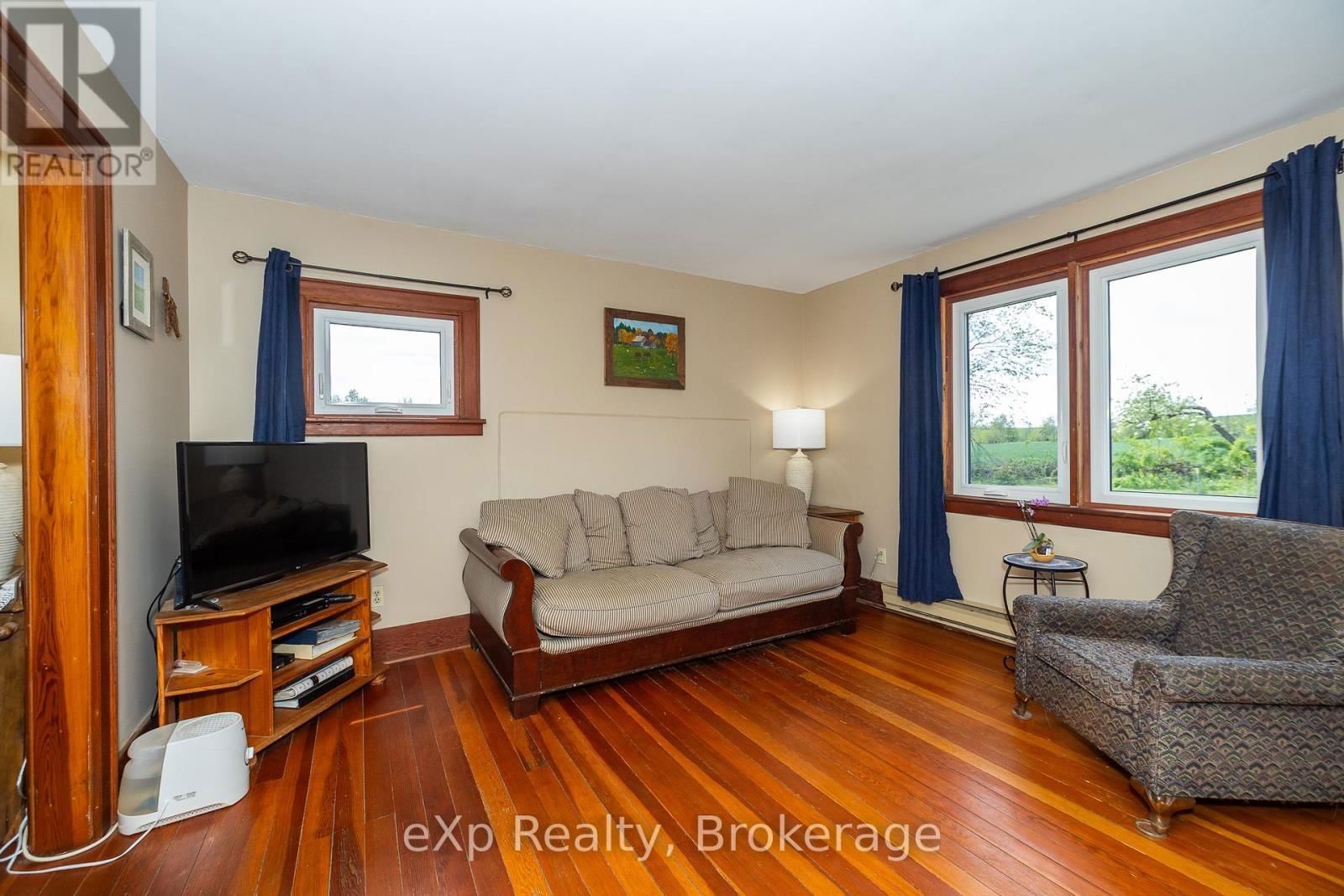58111 12TH LINE Image 8