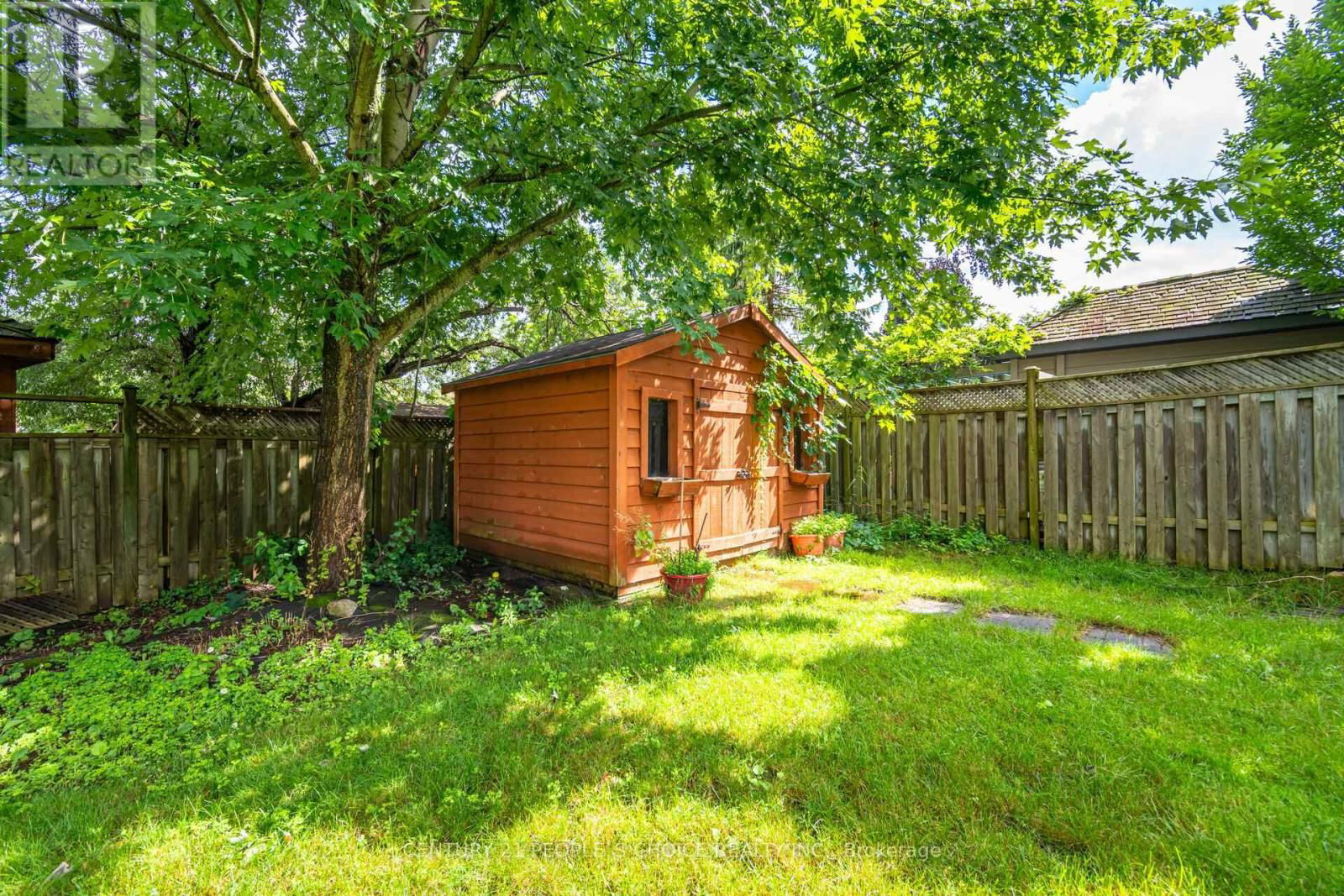 52 CANNING CRESCENT Image 39