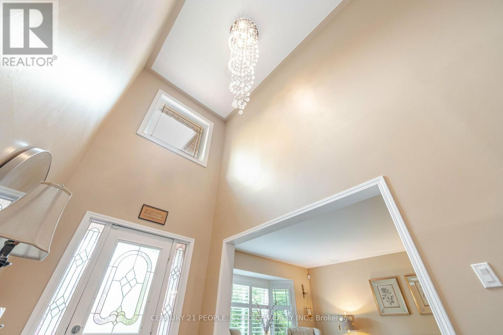 52 CANNING CRESCENT Image 4