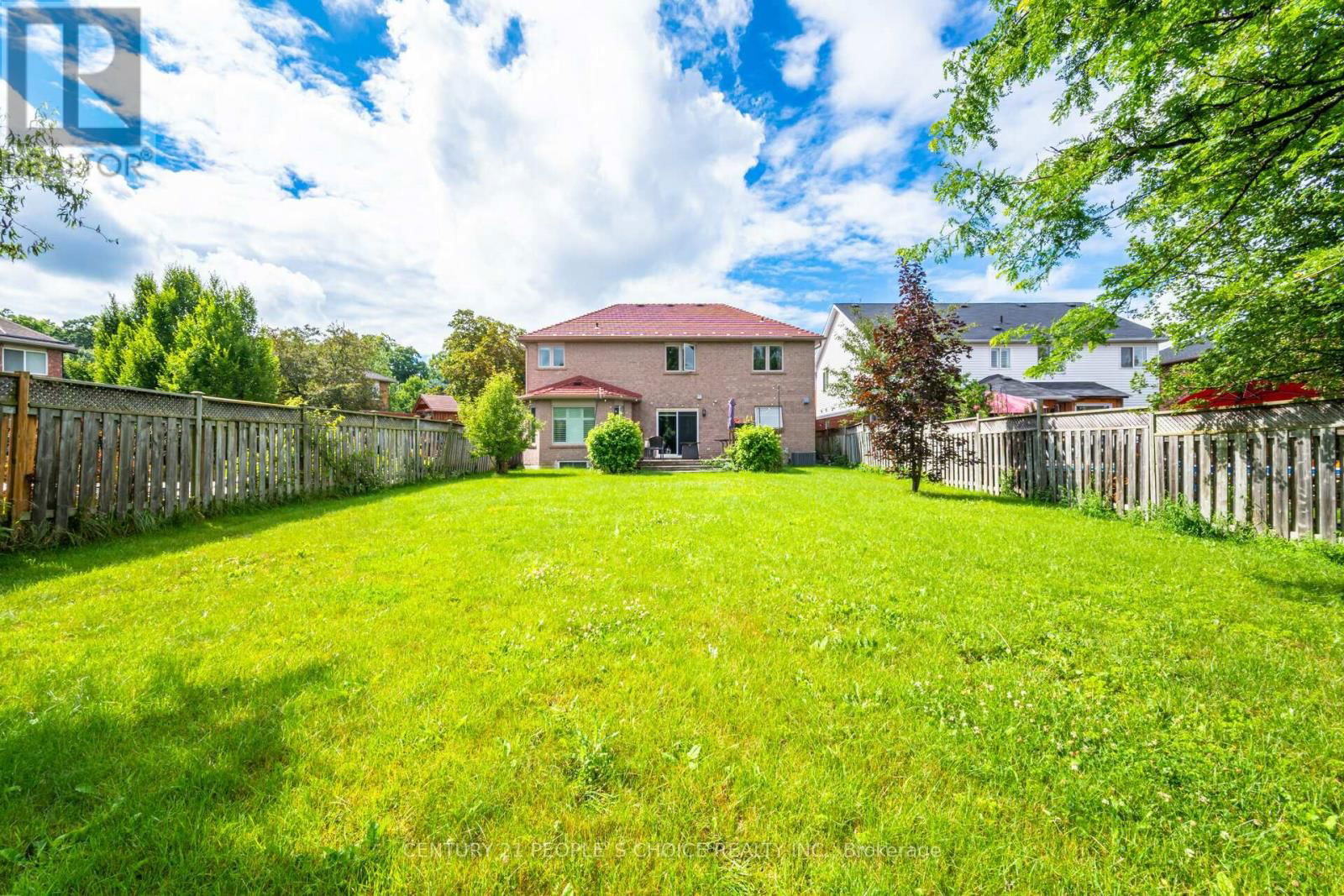 52 CANNING CRESCENT Image 40