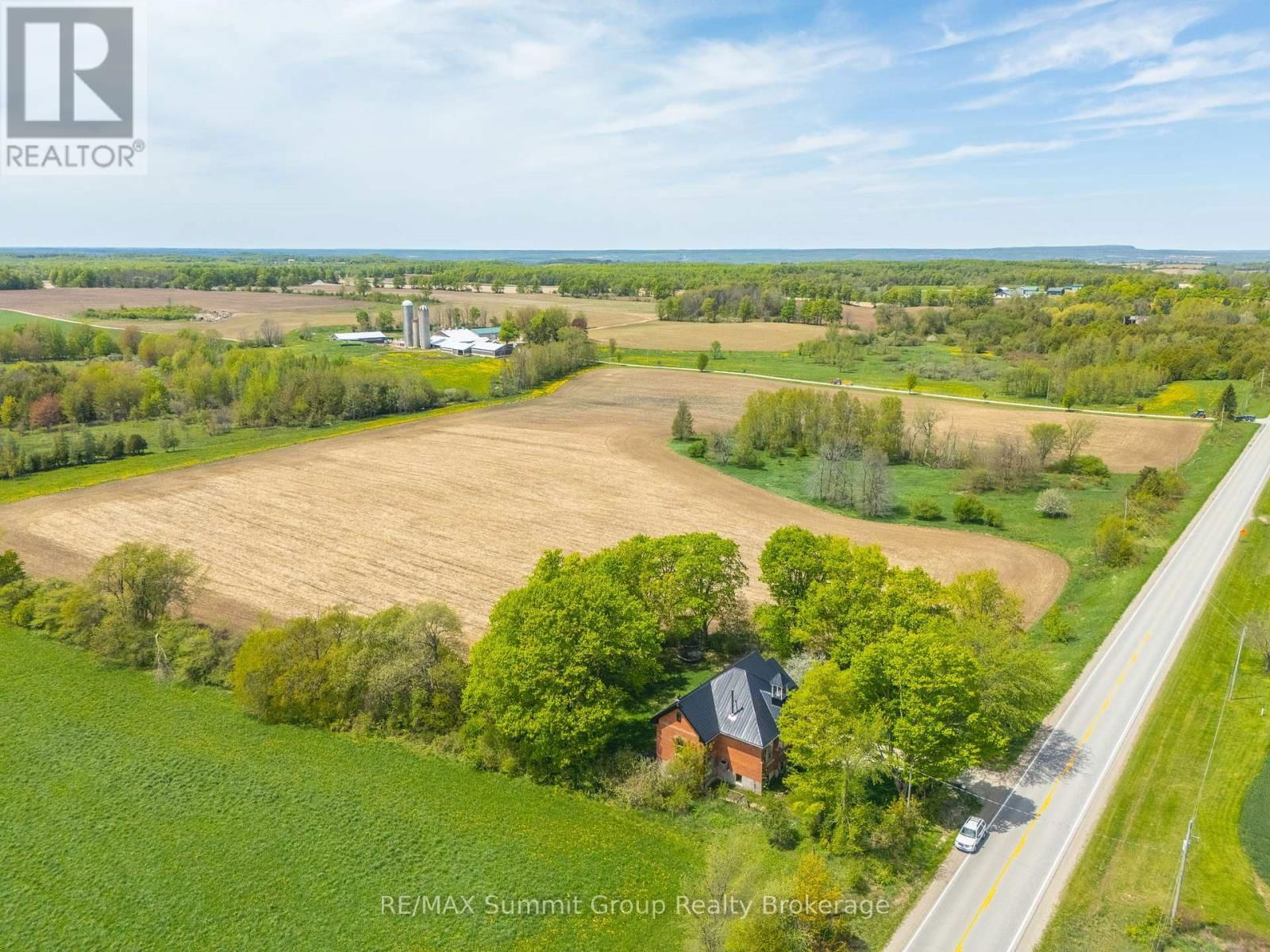 136630 GREY ROAD 12 Image 42