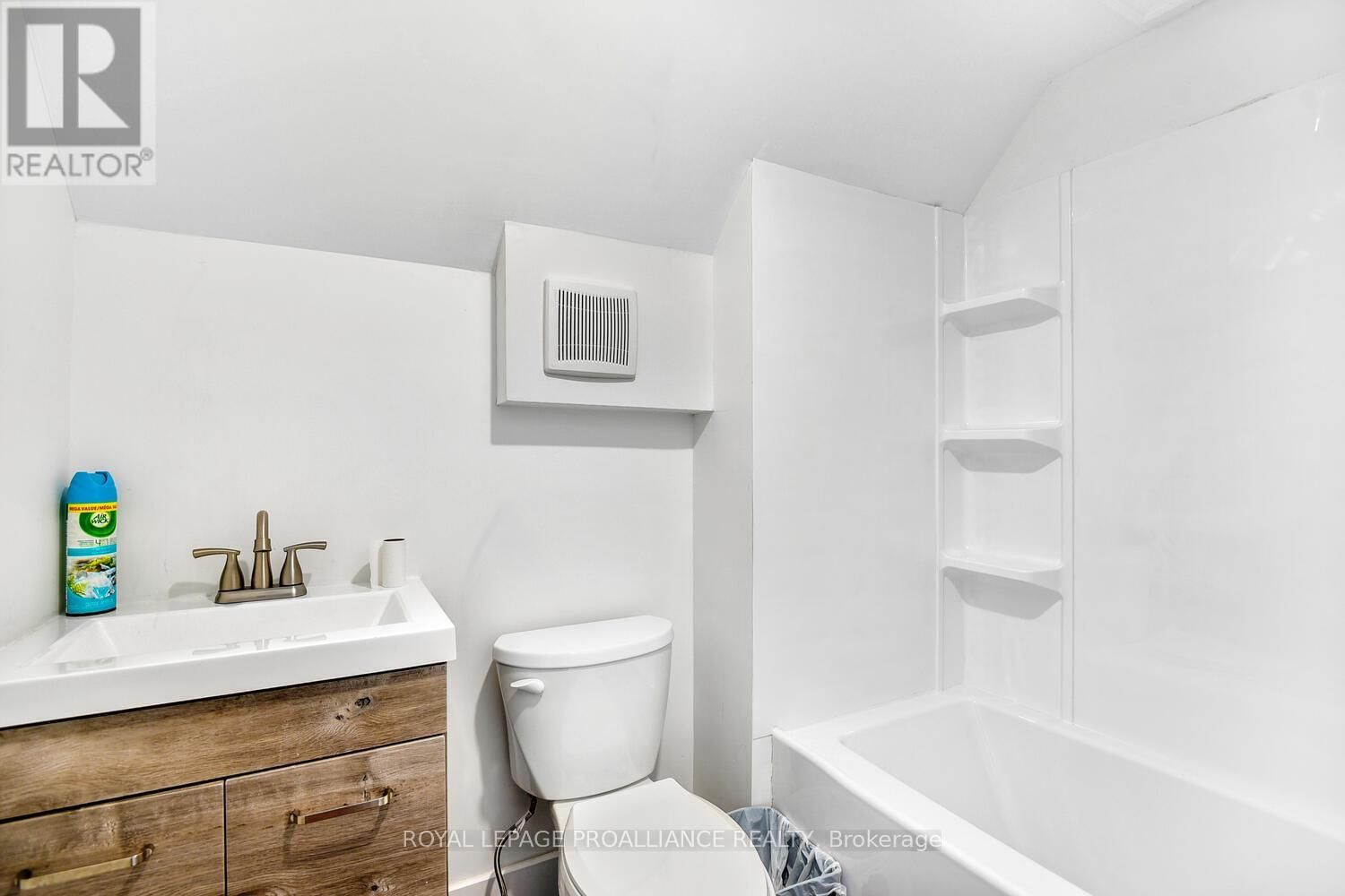 74A QUABBIN ROAD Image 14