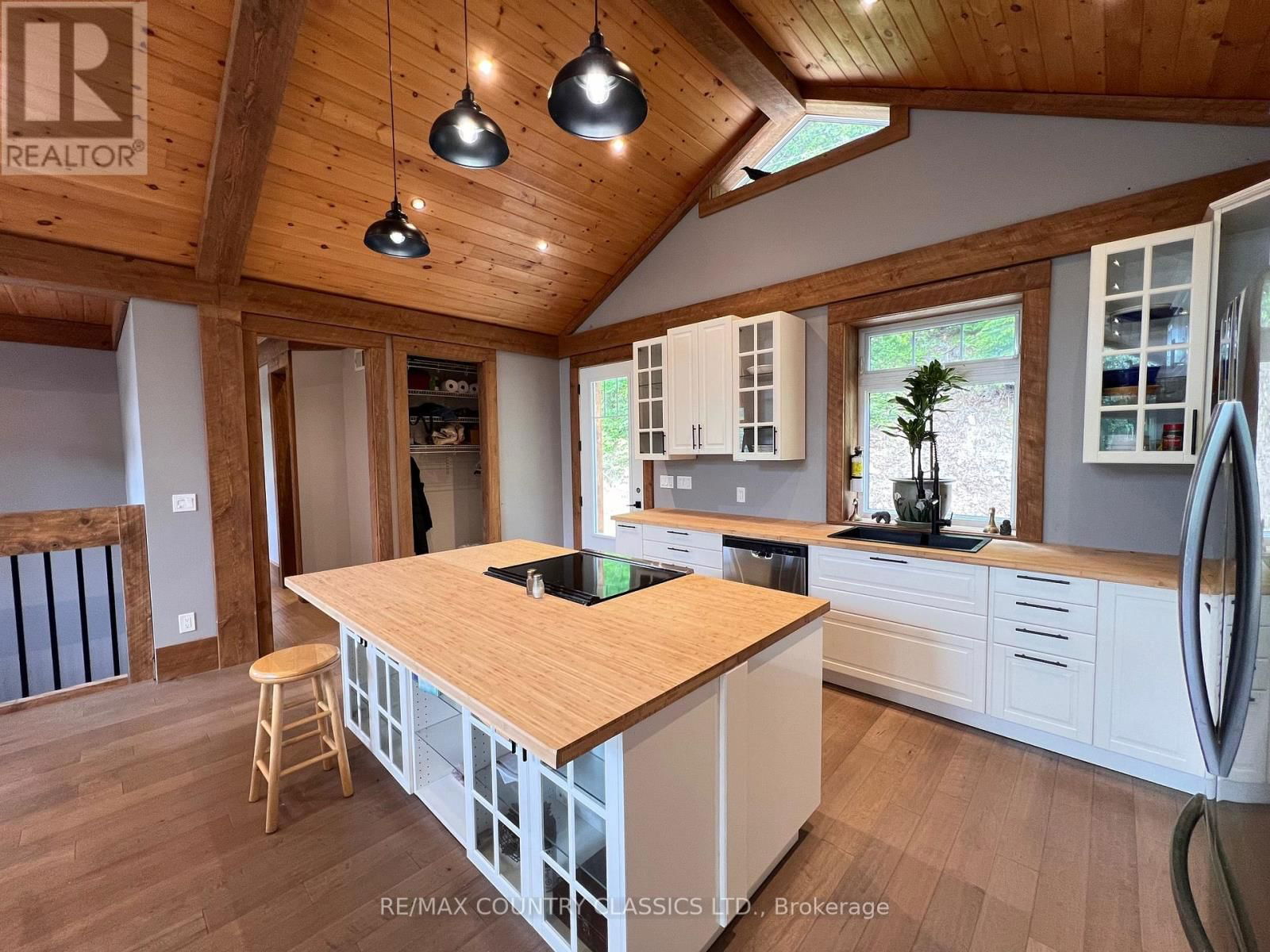 518 DUNCAN LANE Image 14