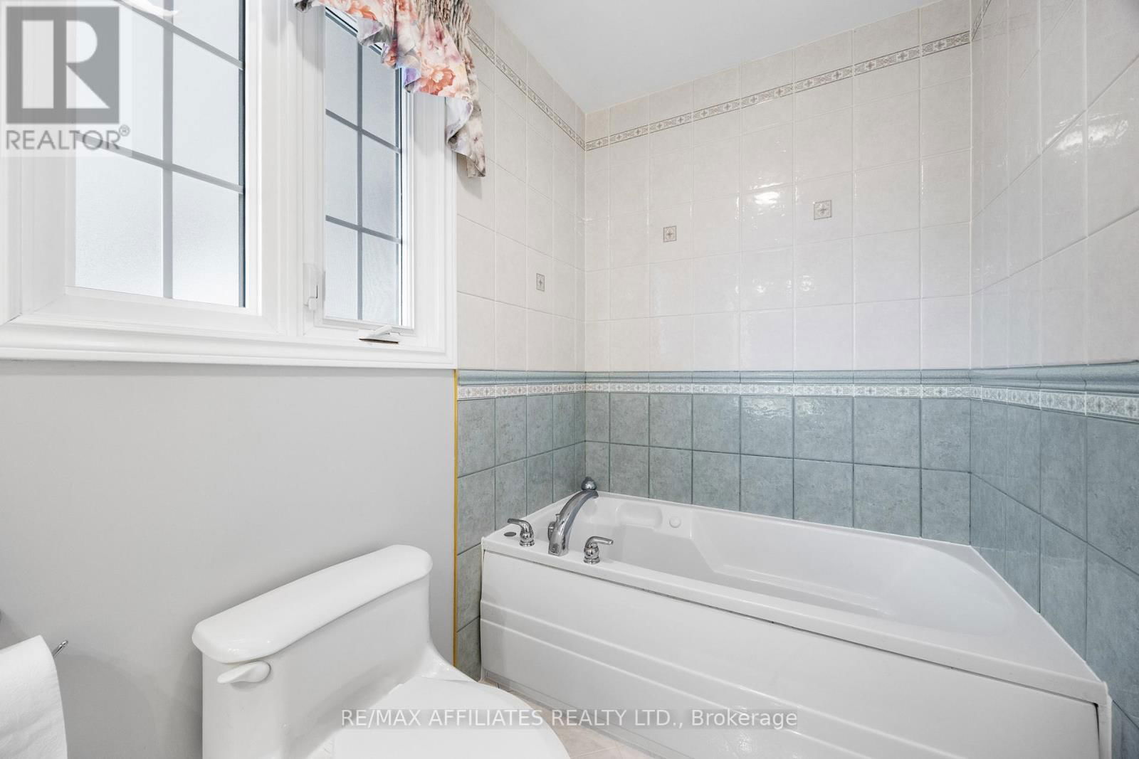 53 GOLF CLUB ROAD Image 23