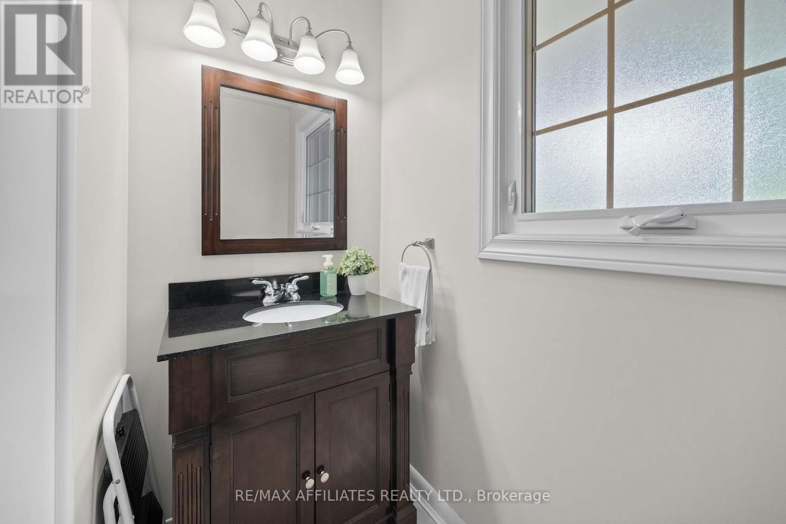 53 GOLF CLUB ROAD Image 32