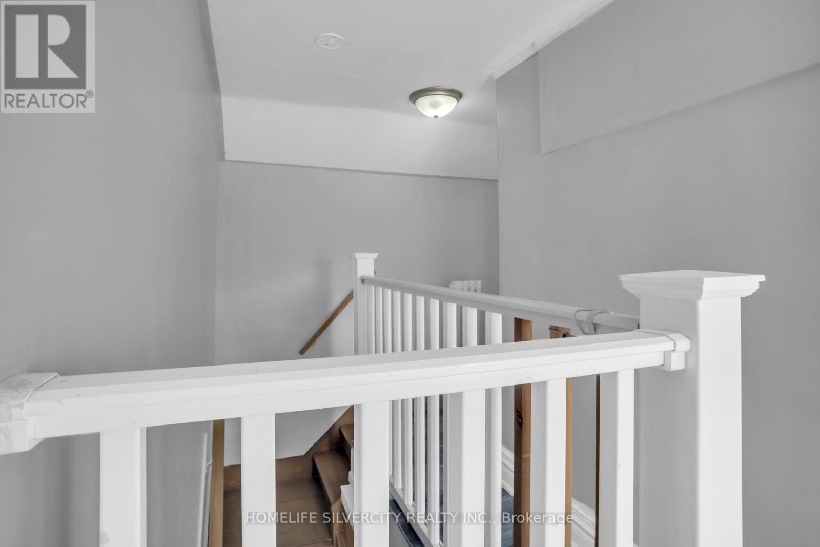 5 PINE STREET SOUTH Image 21