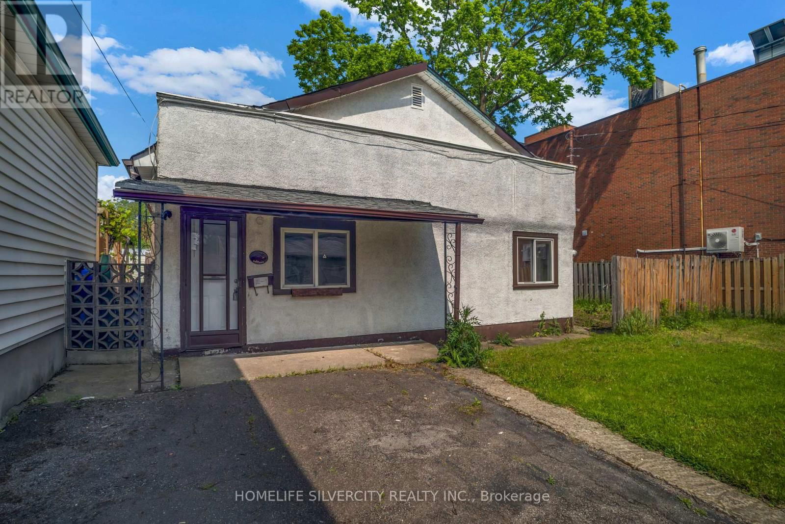 5 PINE STREET SOUTH Image 29