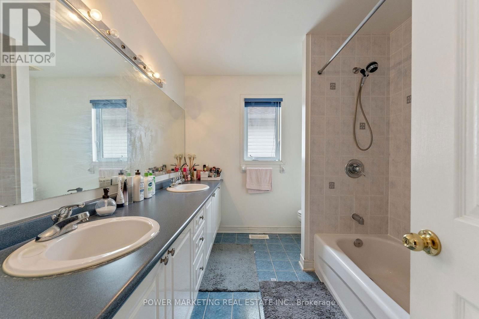 166 ALLANFORD AVENUE Image 21