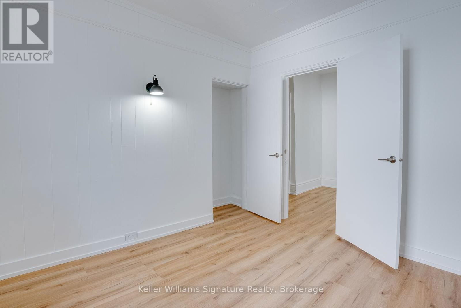 3 - 200 KING STREET Image 8