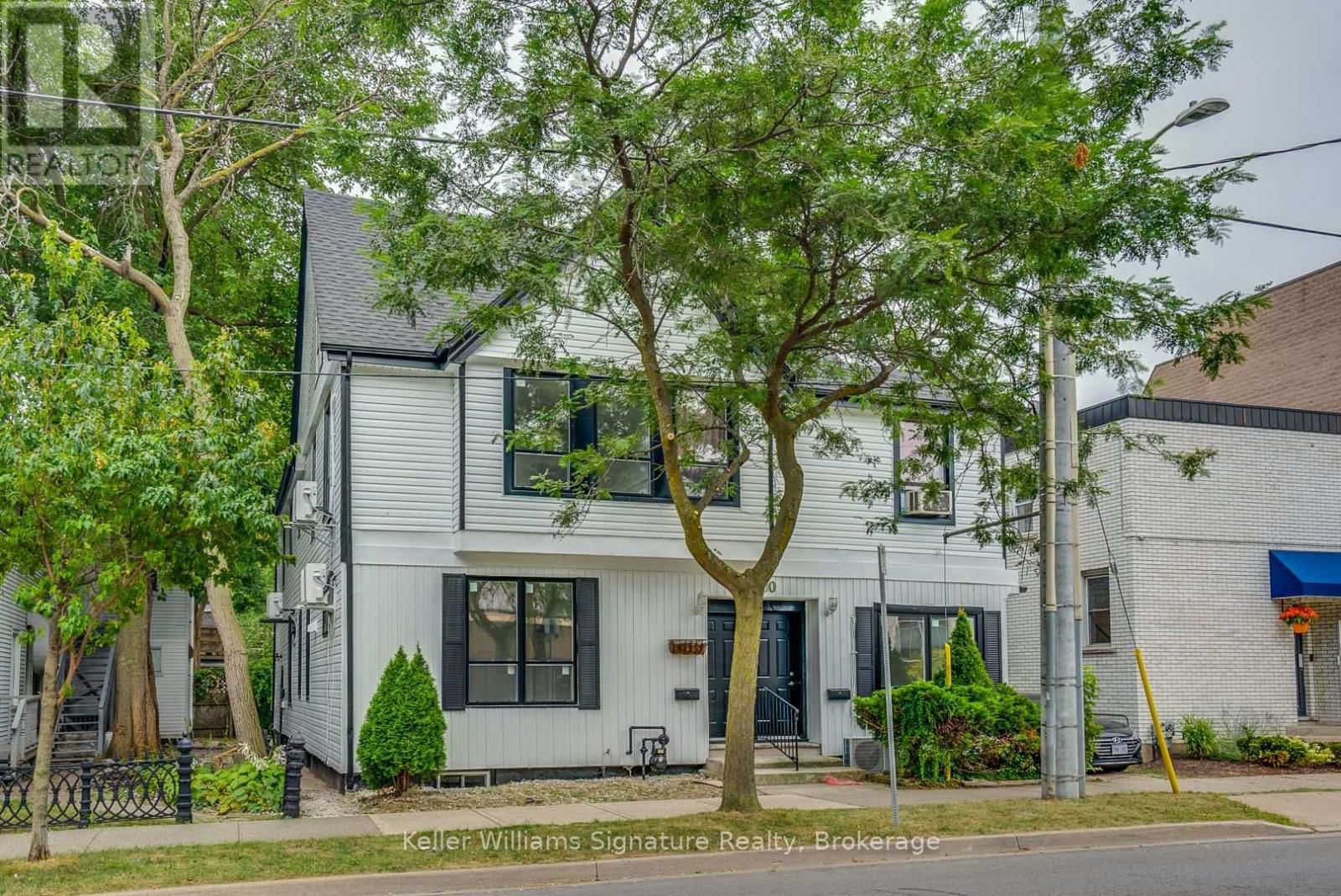 6 - 200 KING STREET Image 1