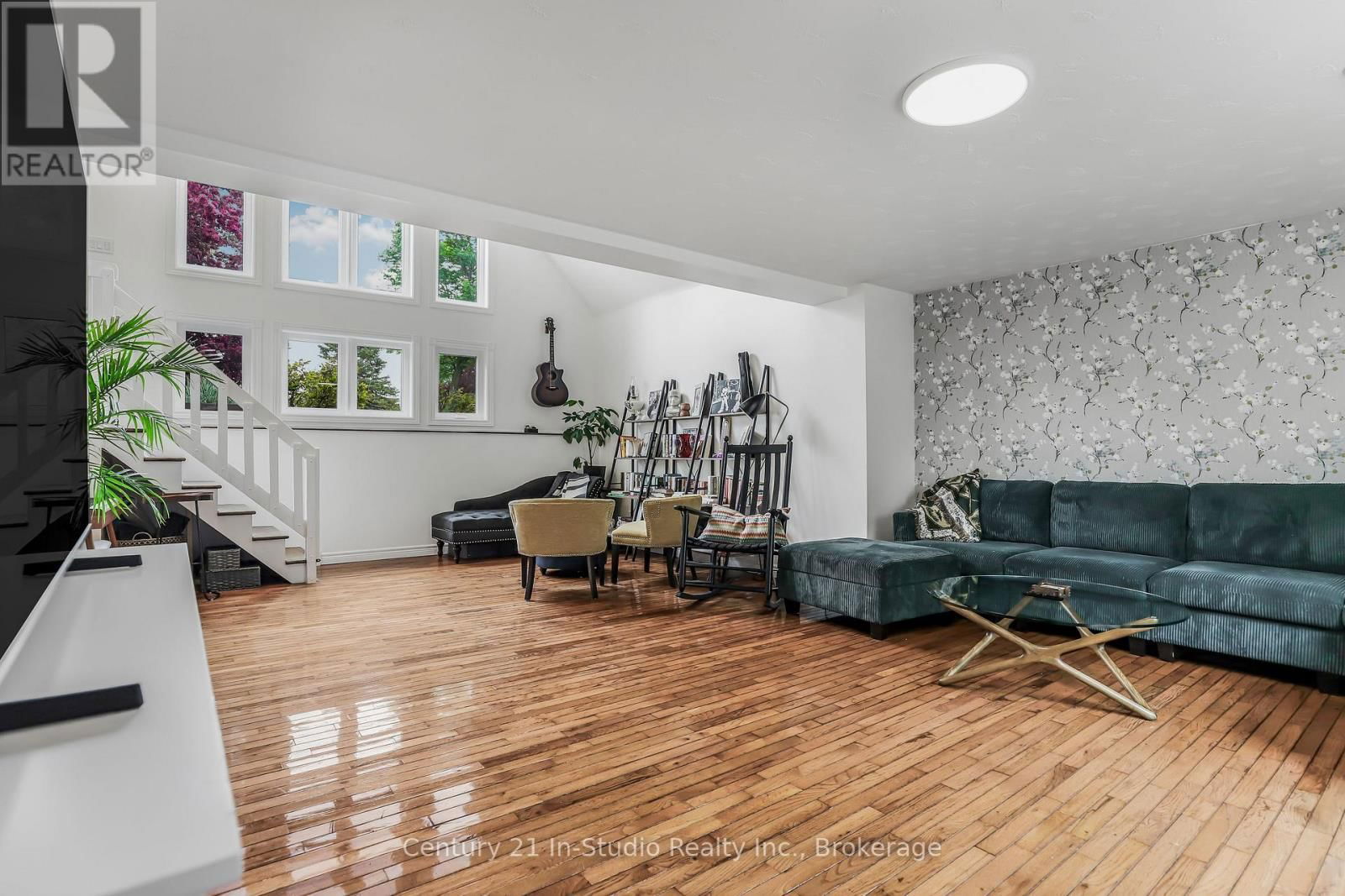 222 GEORGE STREET SOUTH Image 26