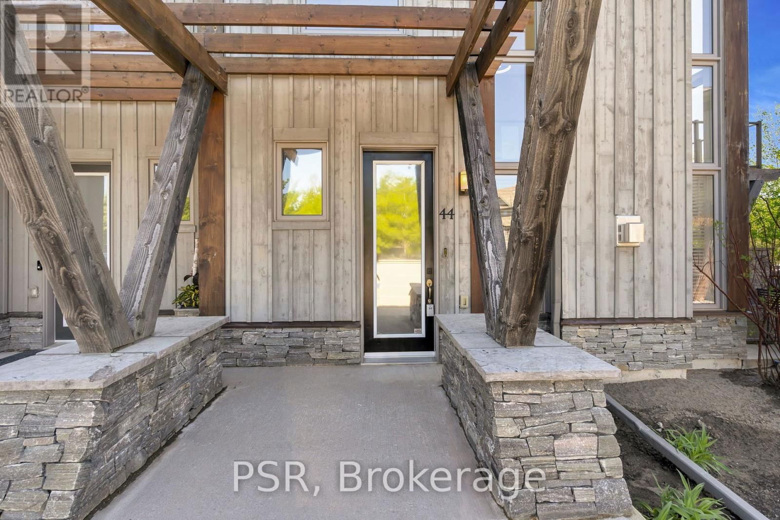 44 CARRICK TRAIL Image 5