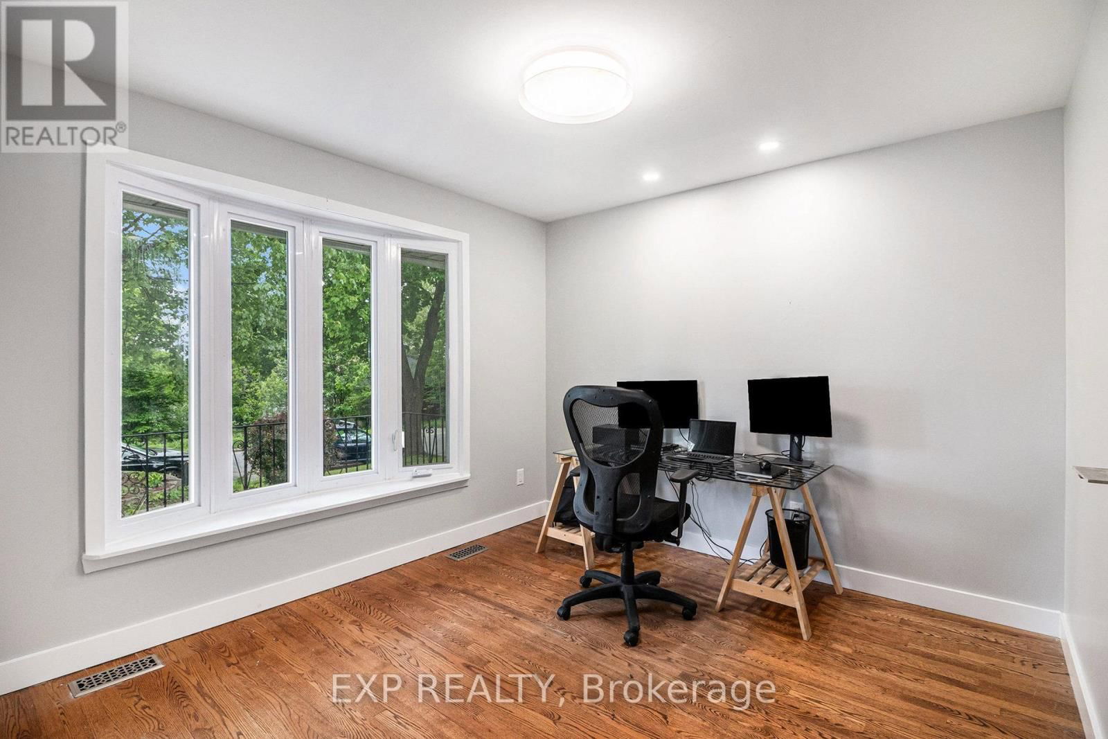2195 NIAGARA DRIVE Image 17