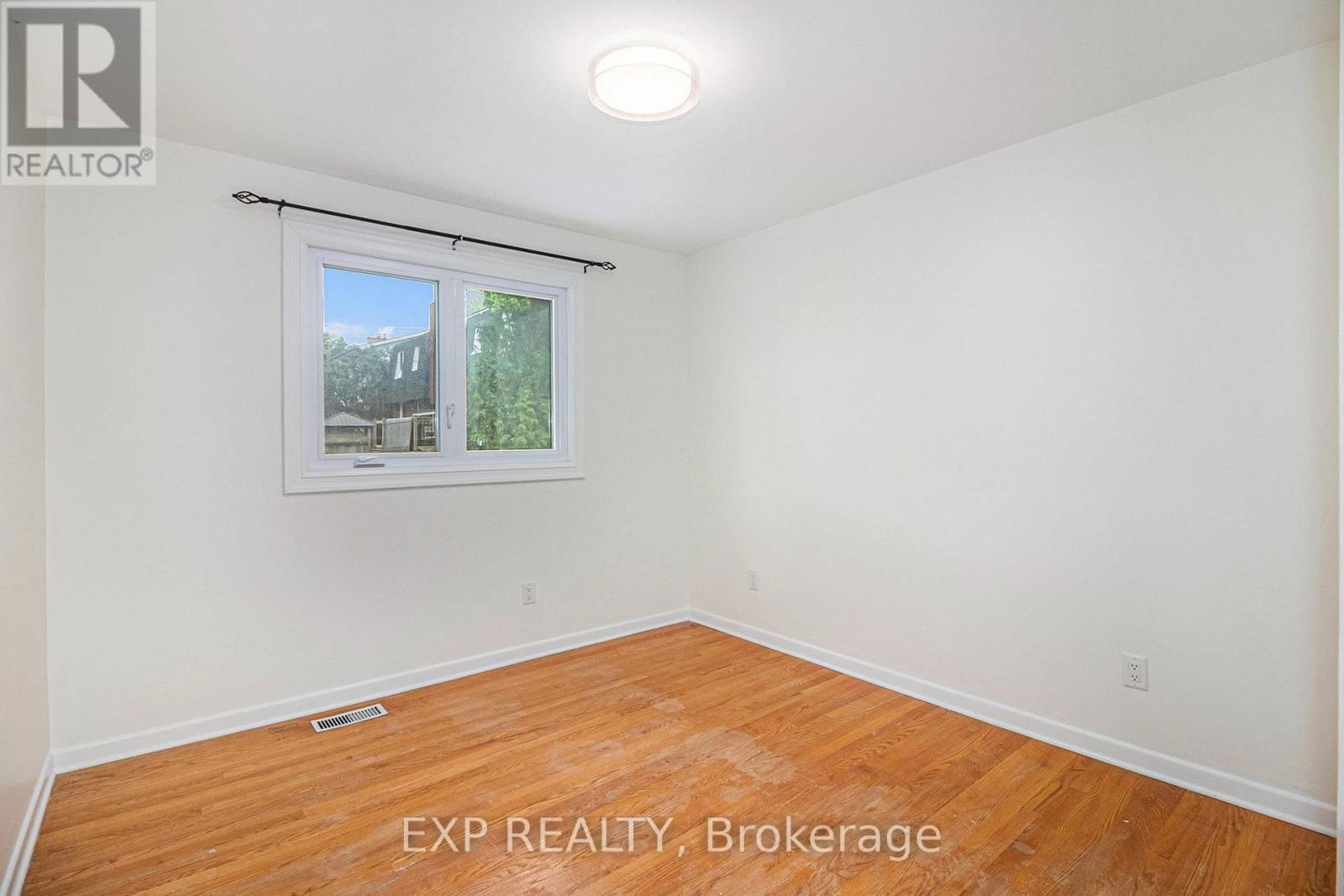 2195 NIAGARA DRIVE Image 28