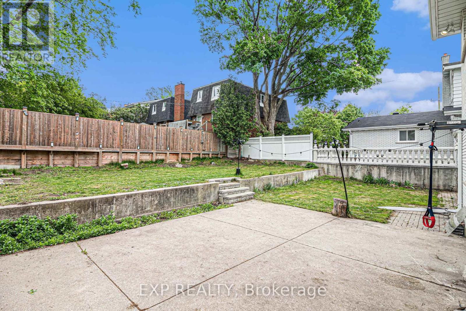 2195 NIAGARA DRIVE Image 37