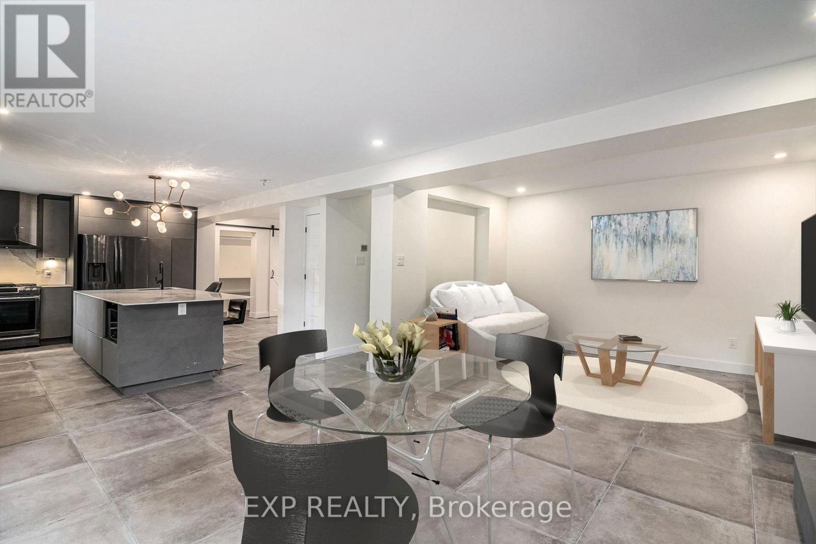 2195 NIAGARA DRIVE Image 6