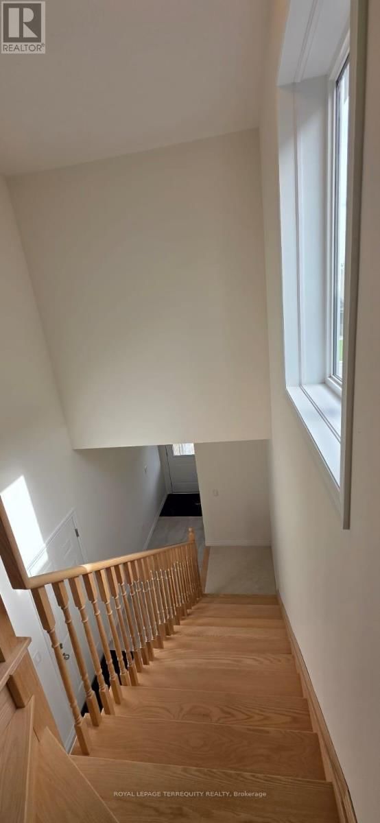 38 HILLCROFT WAY Image 10