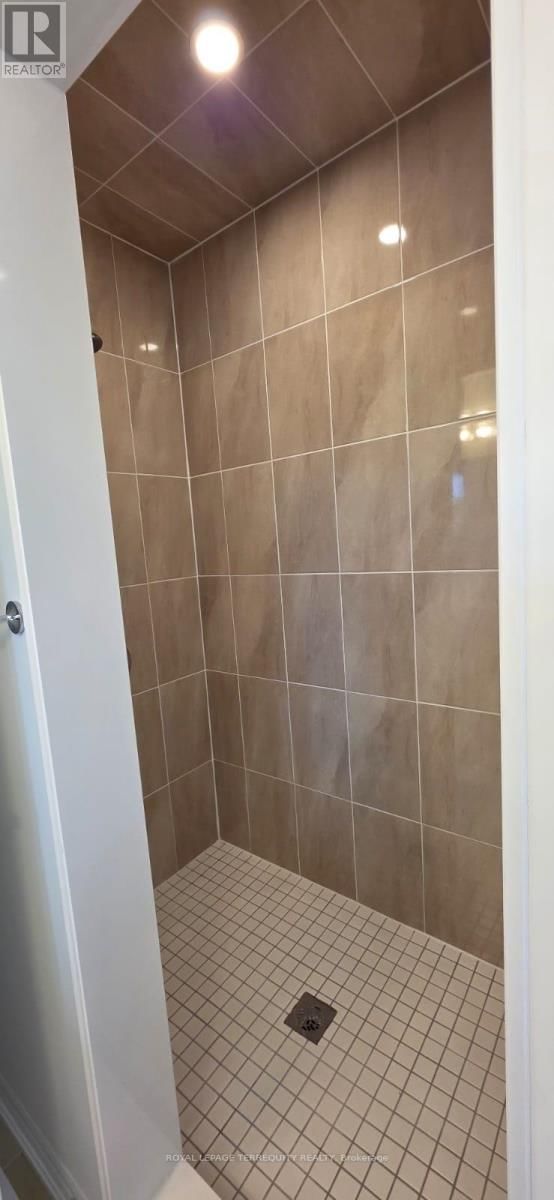 38 HILLCROFT WAY Image 17