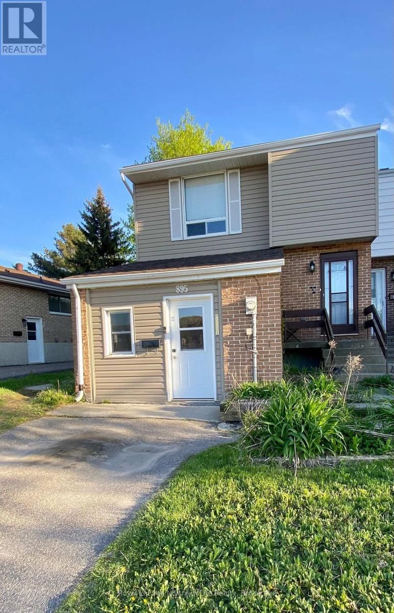895 TACKABERRY DRIVE Image 1