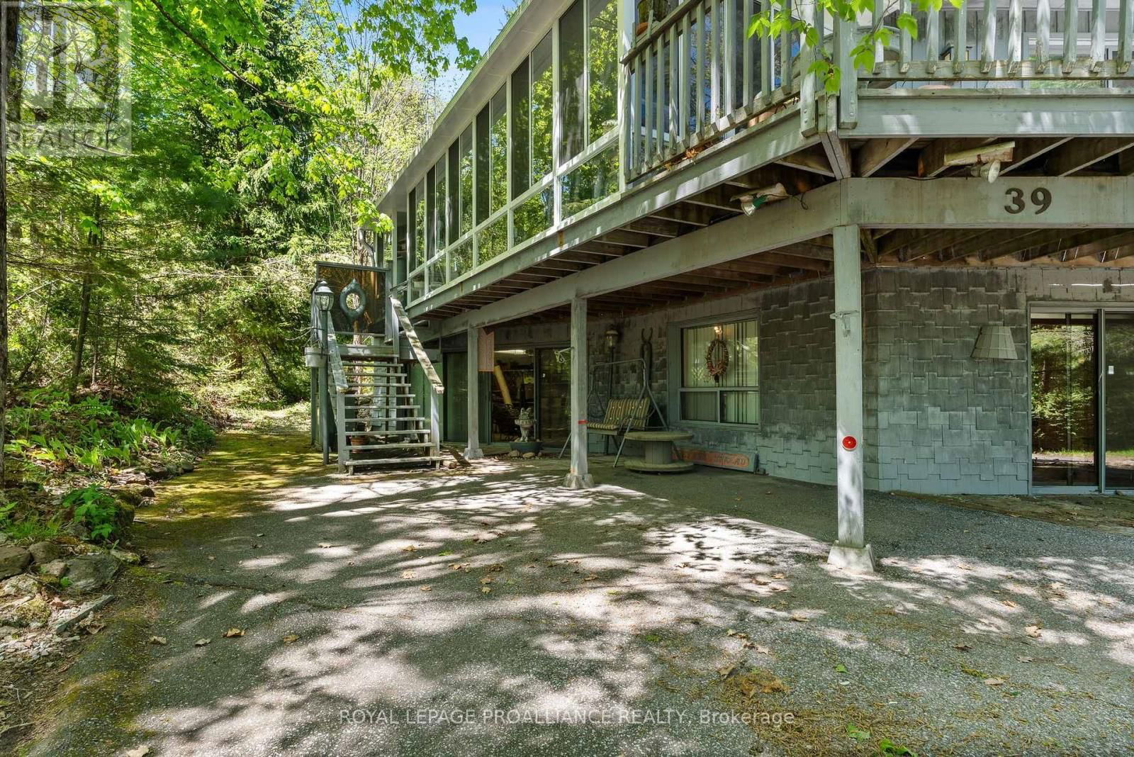 39 SHADOW LAKE RD 3 Image 16
