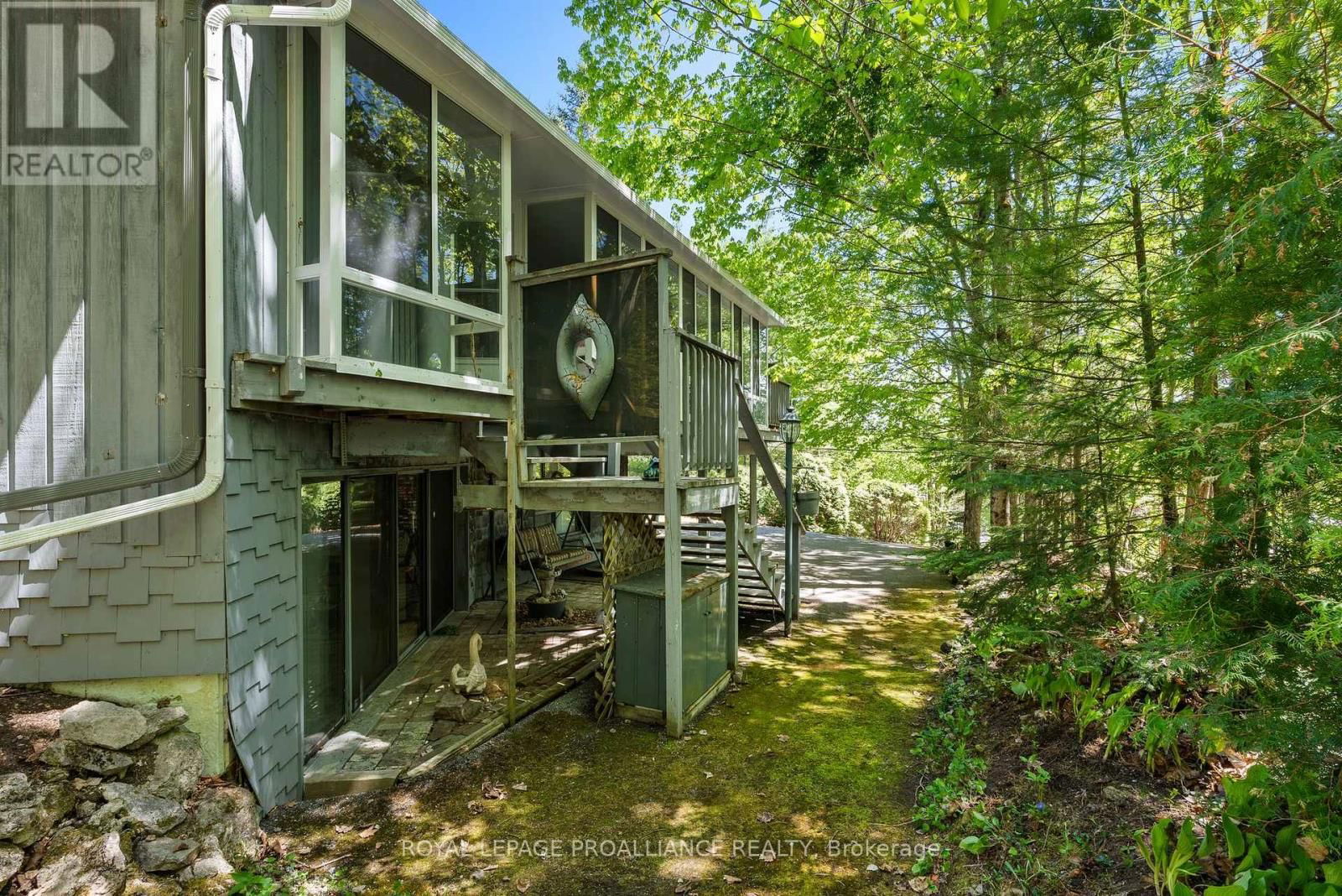 39 SHADOW LAKE RD 3 Image 23
