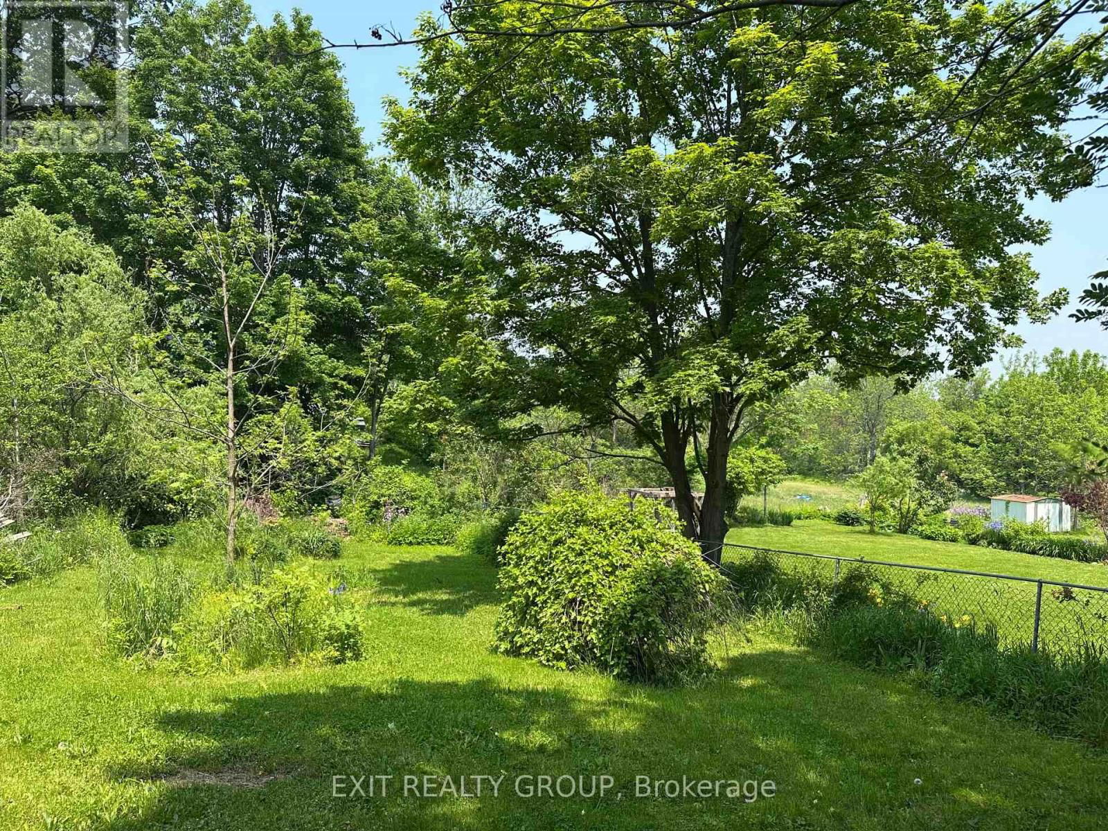 108 ST LAWRENCE STREET WEST Image 24