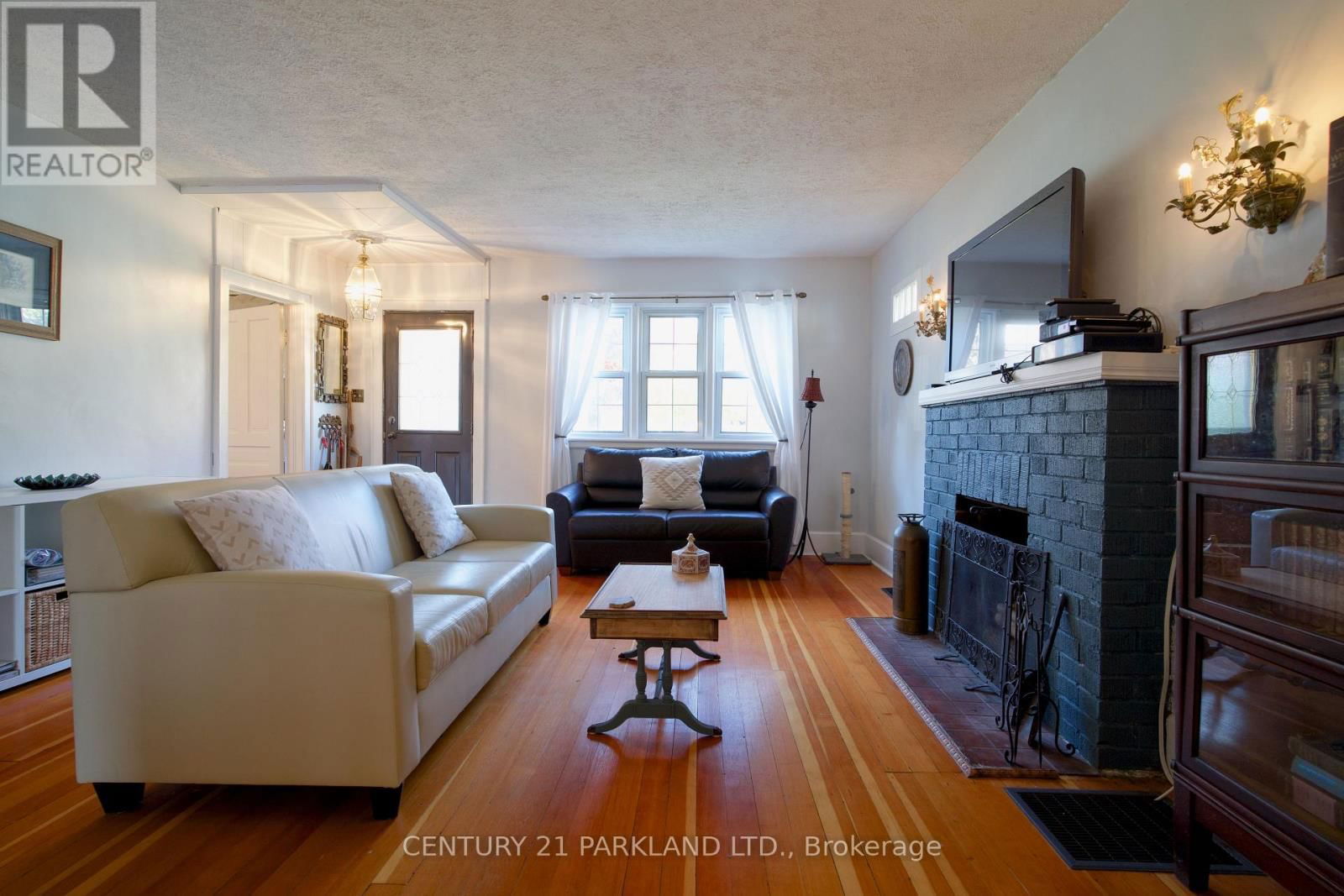 193 QUEEN STREET Image 8