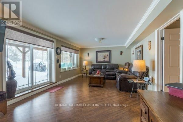 270 SHERIN AVENUE Image 20