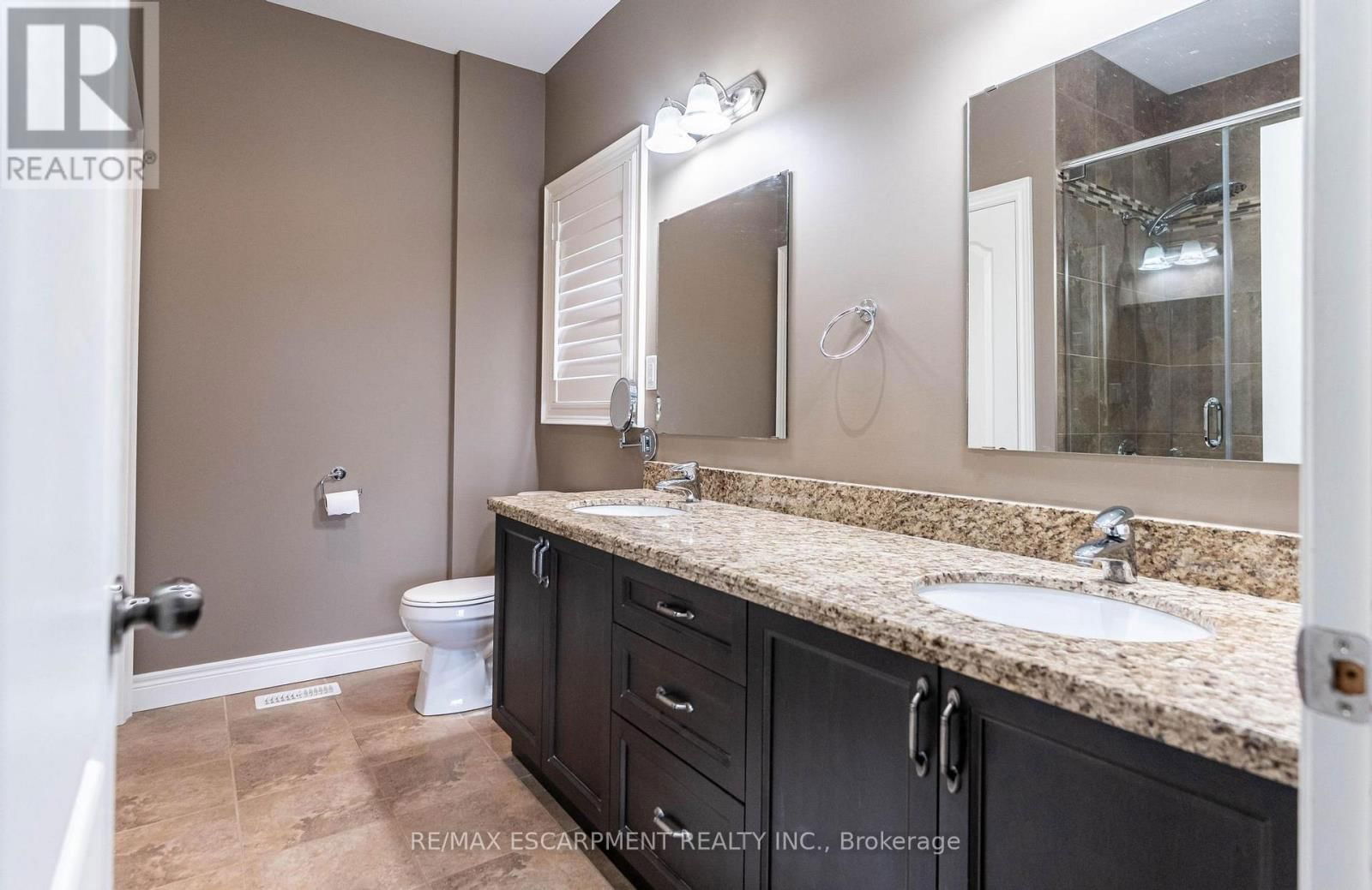 188 MOTHER'S STREET Image 18
