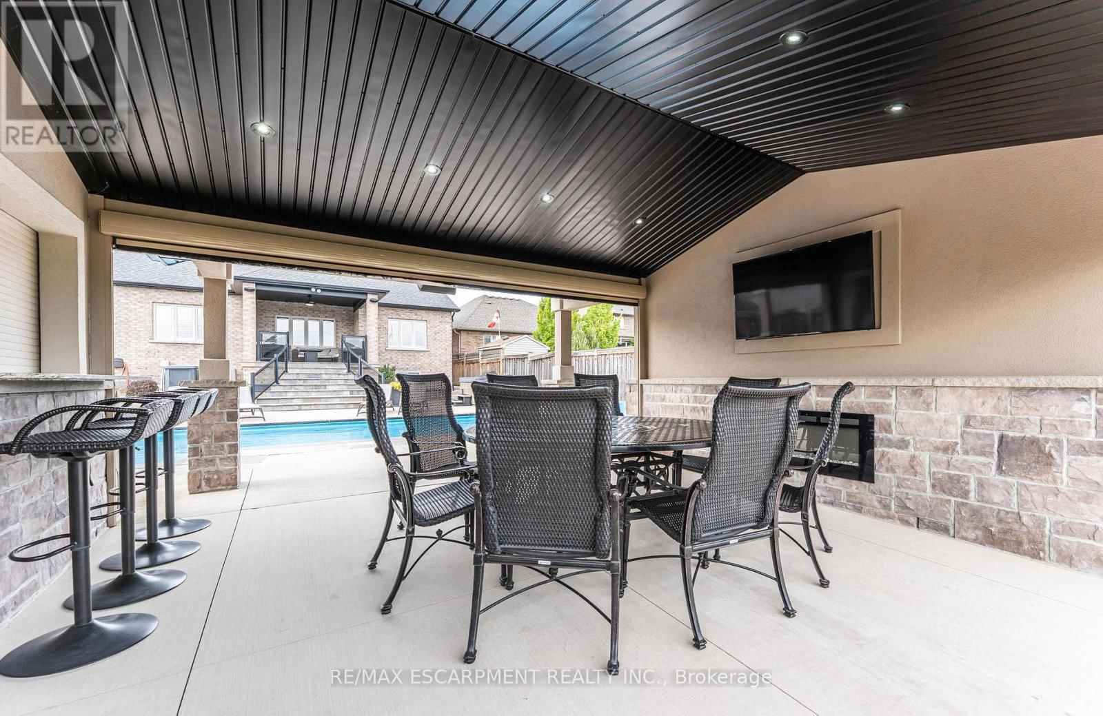 188 MOTHER'S STREET Image 48