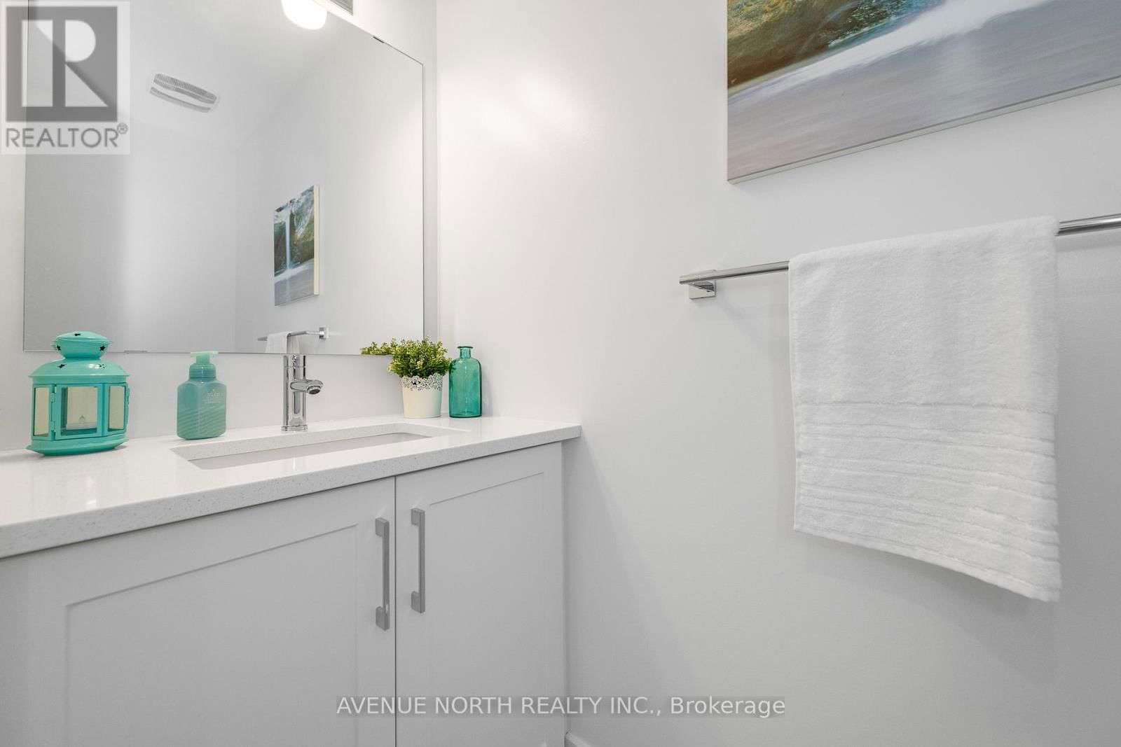 579 TAHOE HEIGHTS Image 6