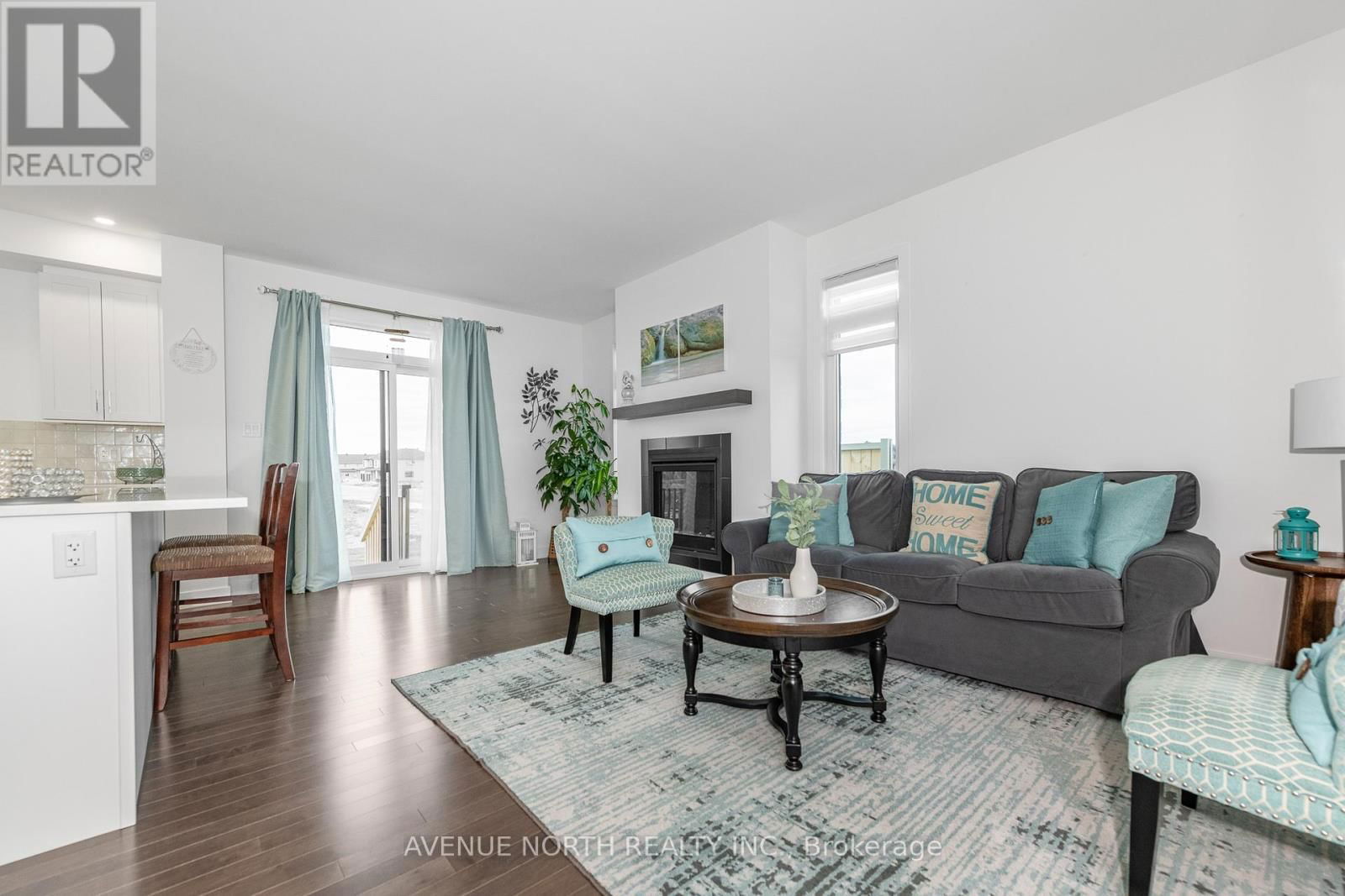 579 TAHOE HEIGHTS Image 7