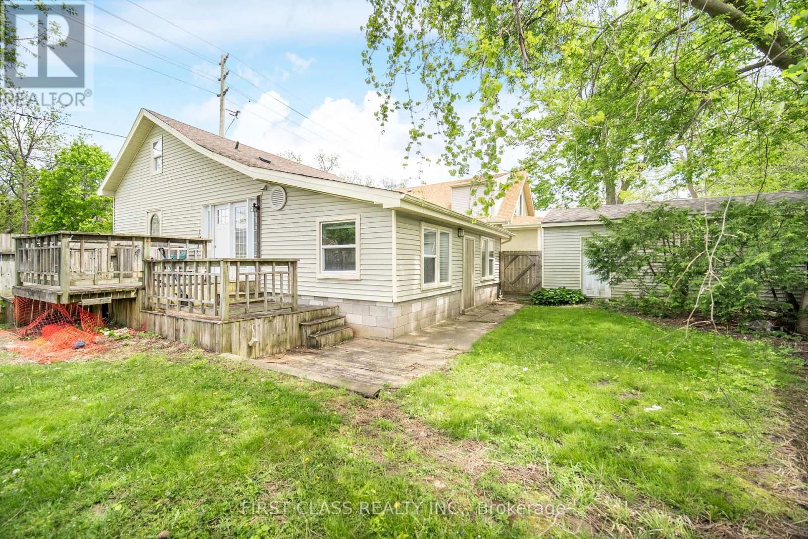 48 SAUNBY STREET Image 24