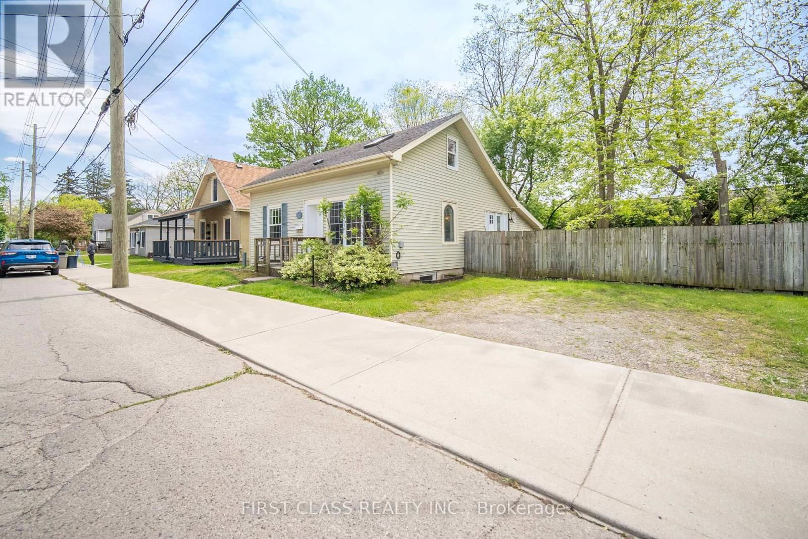 48 SAUNBY STREET Image 3